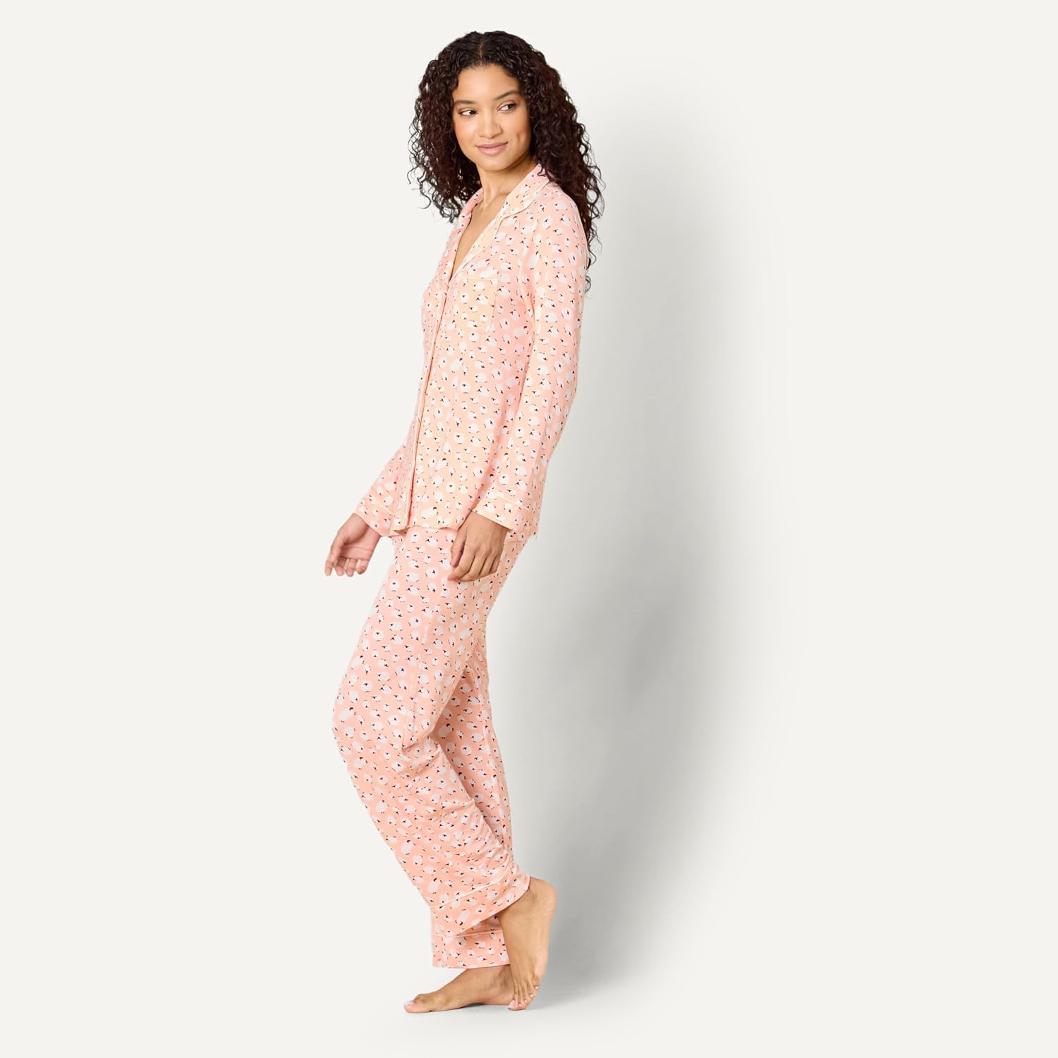 Amazon Essentials x Sofia Grainge Women's Stretch Modal Long-Sleeve and Full-Length Bottom Pajama Set - Image 5
