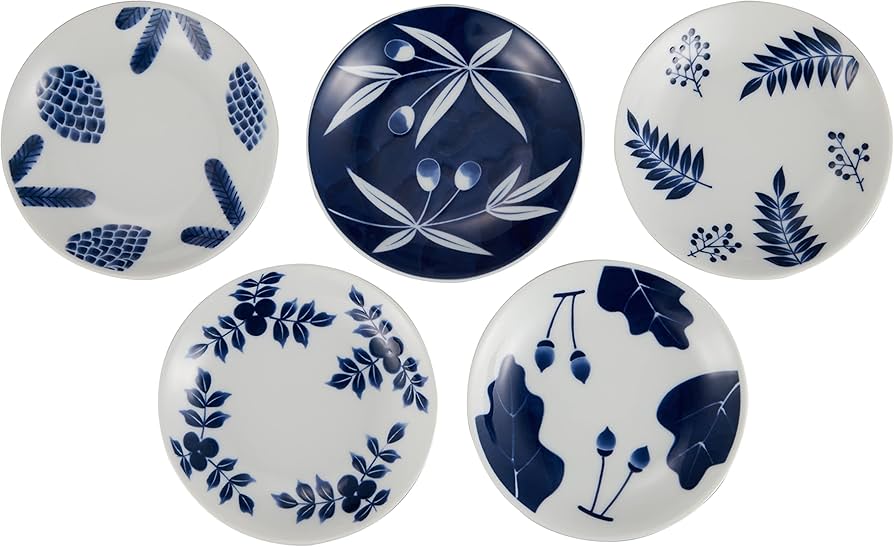 底に作者有り Amazon｜西海陶器 波佐見焼 小皿揃 カーベリー 19537 ブルー 10.5cm