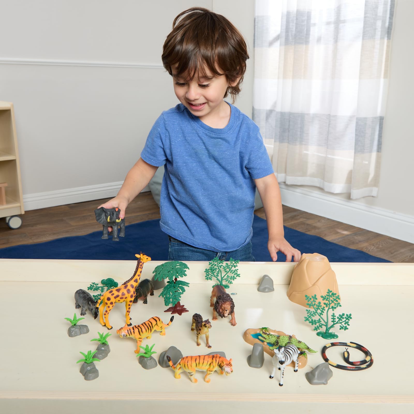 Jungle Animal Bucket Set of 31 Pieces (Item # JUNGBUCK) : Amazon
