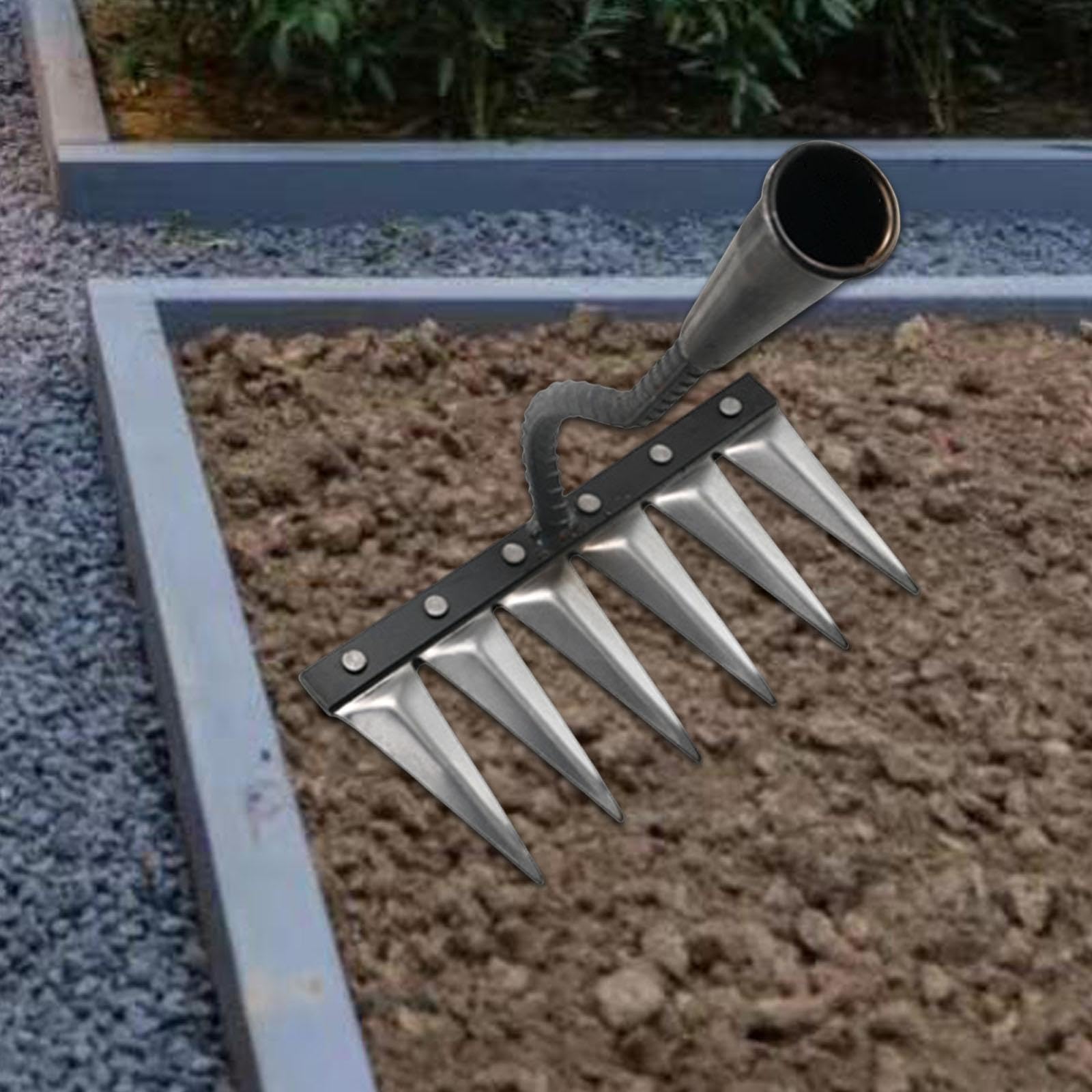 Désherbeur Manuel Multifonctionnel Robuste en Acier, 6 Dents, idéal pour Le Jardinage et Les exploitations agricoles.