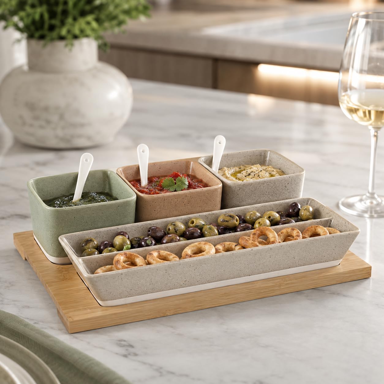 Generico Set apéritif 8 pièces avec plateau en bambou et bols en porcelaine
