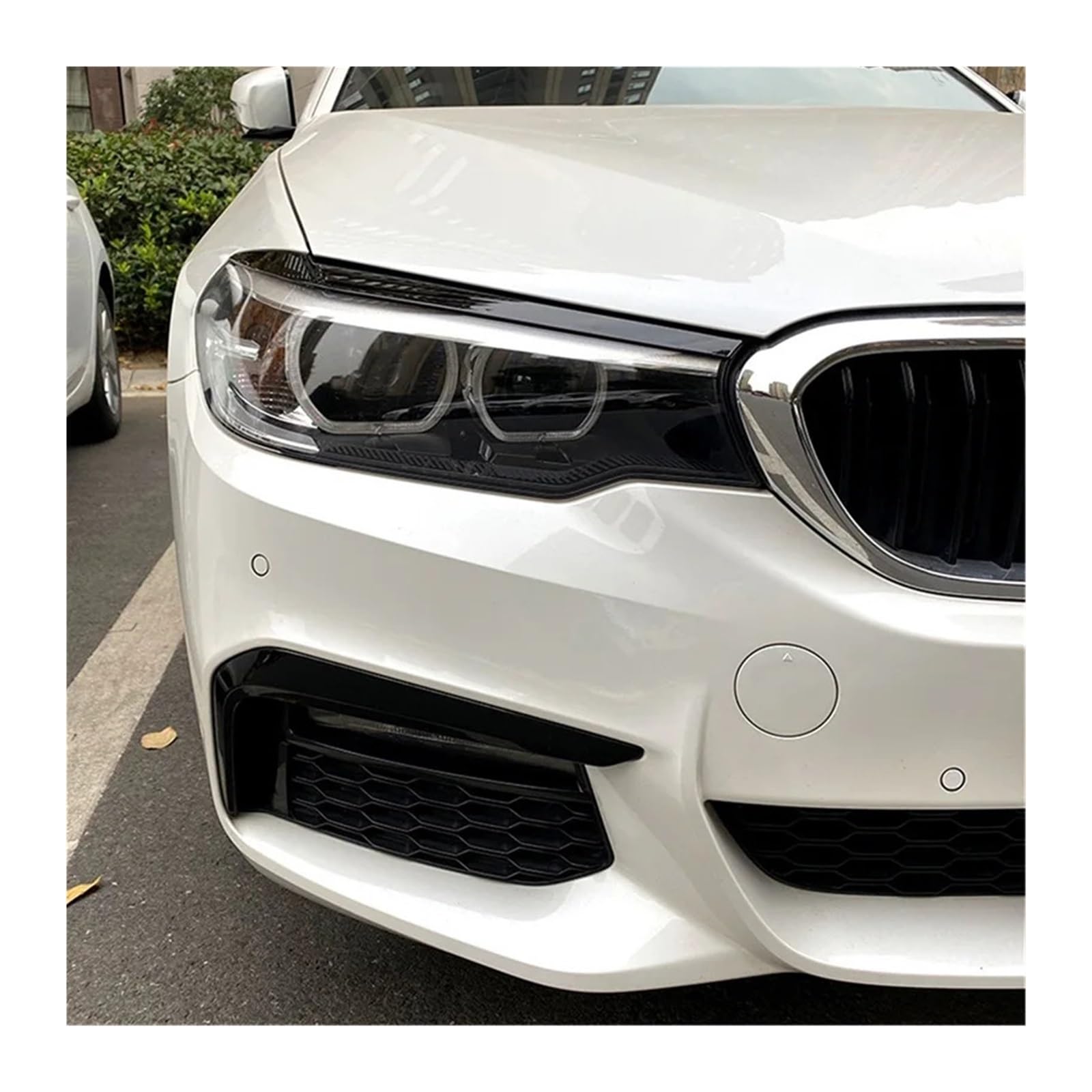 2 Stück Autoscheinwerfer-Augenbrauenaufkleber Compatible With 5 Series G30 G31 G38 F90 M5 525I 530I 540I 2017-2021 Rücklicht-Augenlid(Black)
