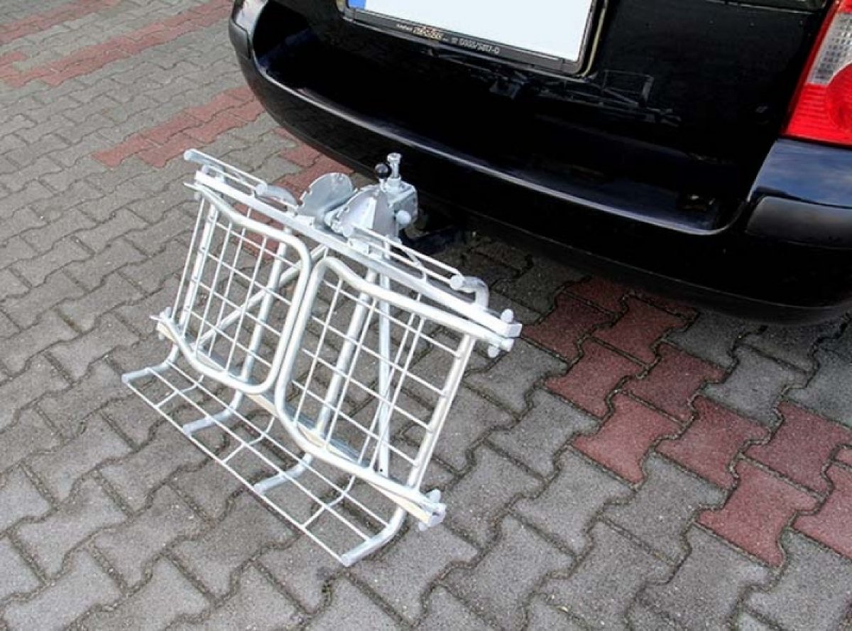 Plateforme sur attelage, Porte Bagages et Gibier, Porte Charge du véhicule doté de mécanisme basculant