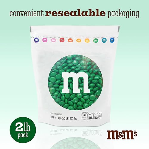 Miniatura 22 de M&M'S Caramelos de chocolate con leche azul, 5 libras de M&M'S en paquete resellable para barras de caramelo, 4 de julio, Día de los Caídos