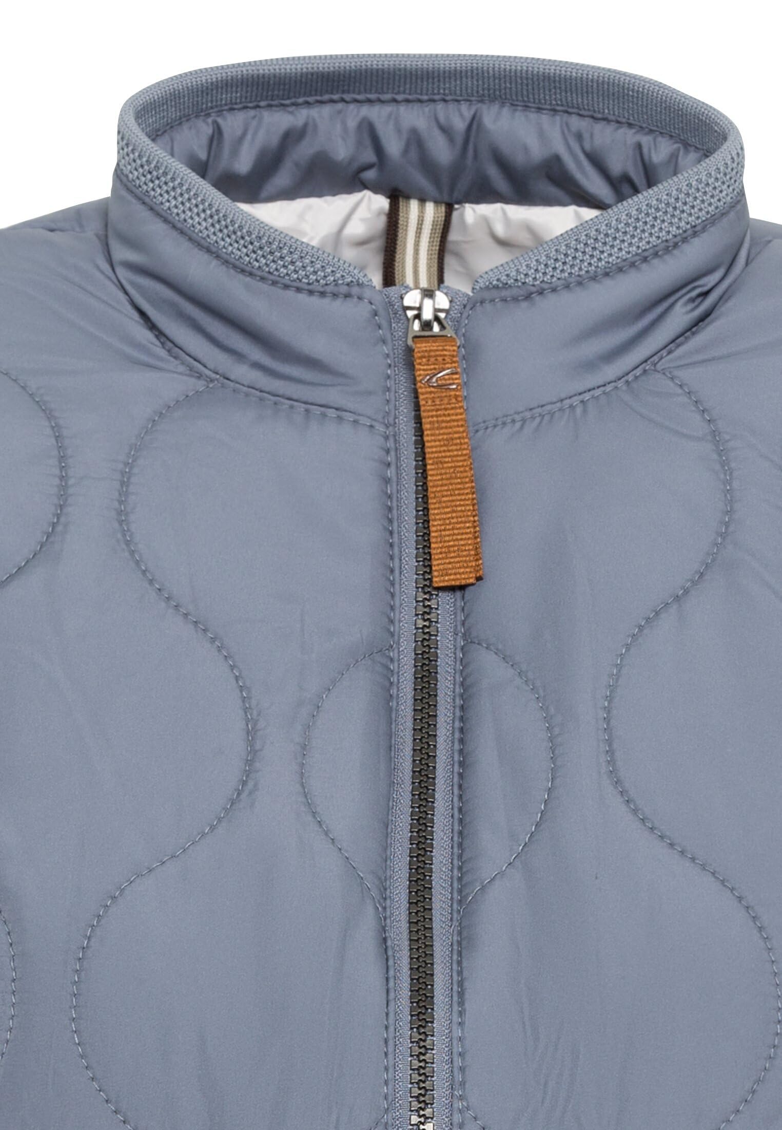 camel active Damen Kurze Steppweste aus recyceltem Polyester