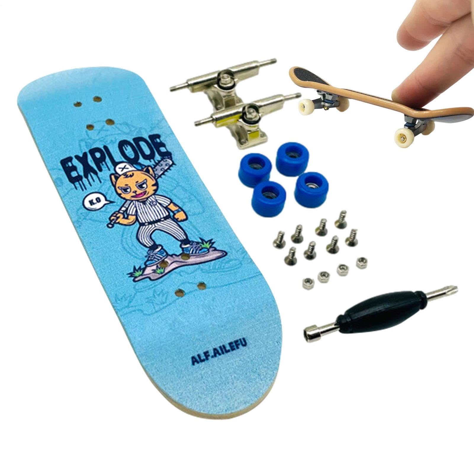 gjzje Mini Finger Skateboard Maple Wooden, Fingerboard Skateboard Scooter, Skate Board Finger Toys For Family Friends Kids Adults Office Workers Students, Reduce Pressure, Party Favours Bag Fillers