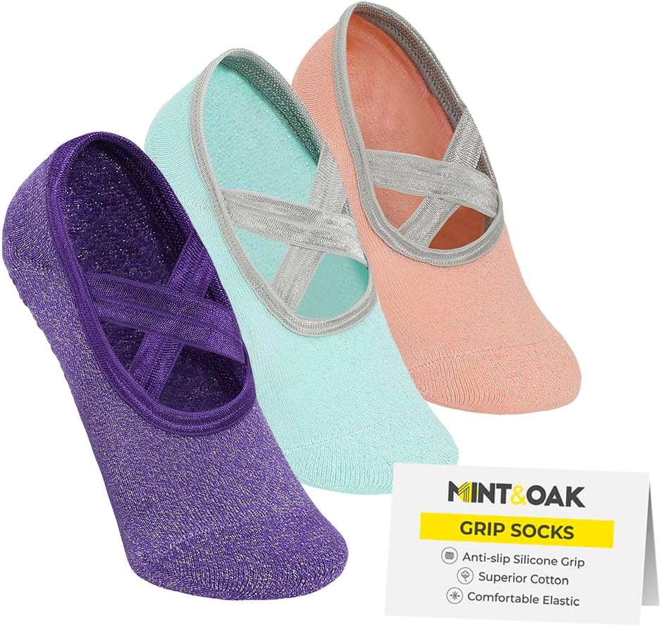 Pilates Socks with Grips for Women, Ankle Length Non-Slip Yoga Socks, Cotton Ideal For Yoga, Pilates, Gym, Workout, Cute Women's Gift