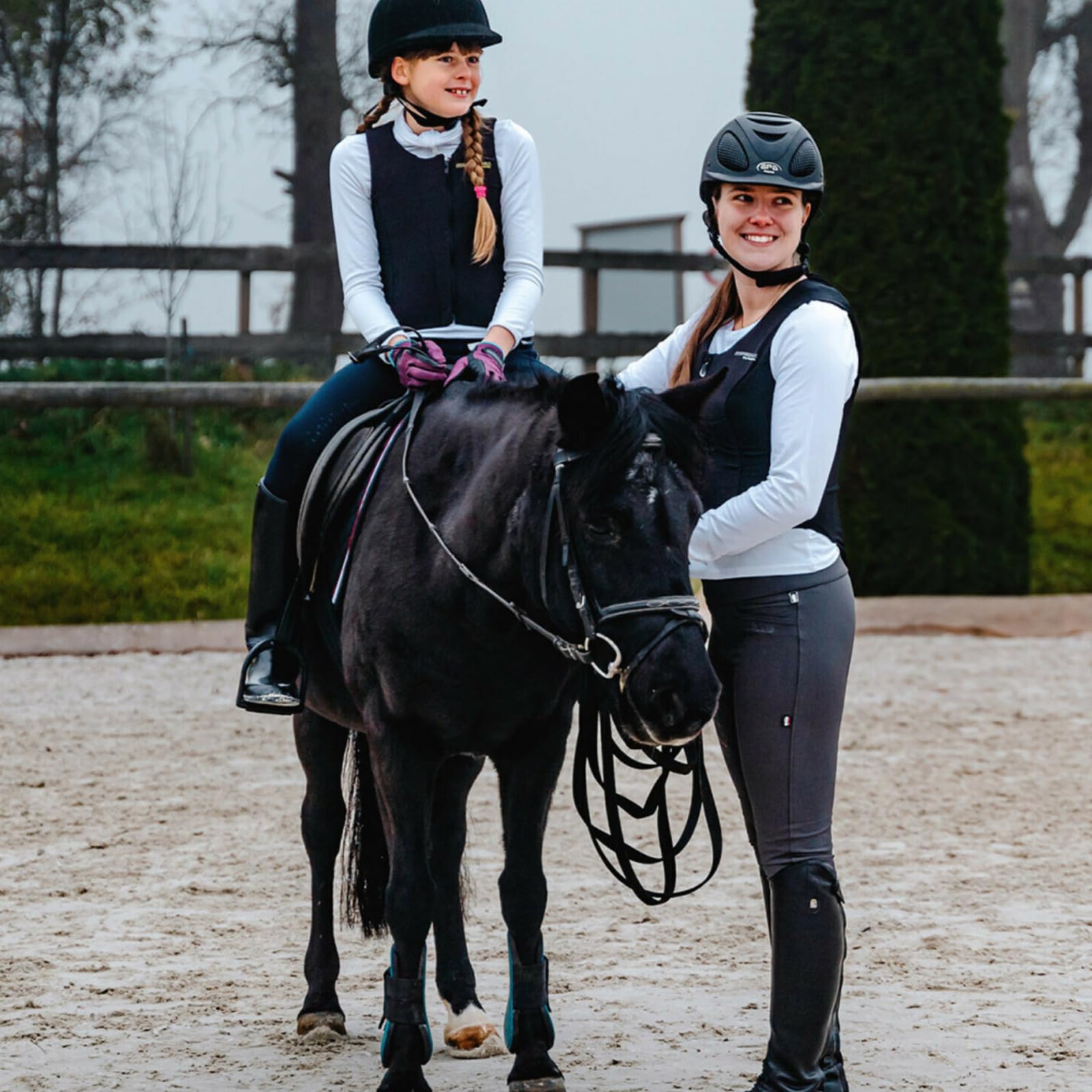 RL24 - Kinder Rückenprotektor Komperdell Ballistic Champion Junior inkl. Putzschwamm – Protektorenweste – ergonomisch & leicht – seitliche Schutzzonen – 2 Farben – Gr. 116-152