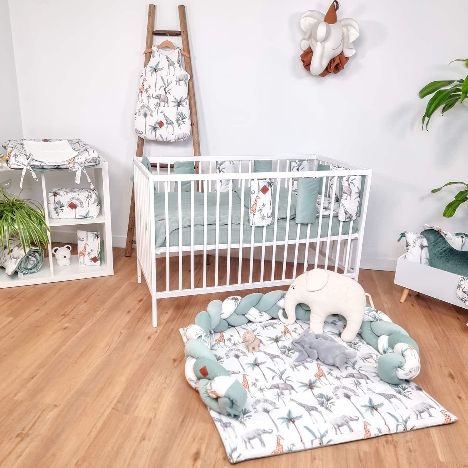 Sevira Kids Leichte Decke aus Minky, Safari, 70 x 100 cm, hergestellt in Frankreich