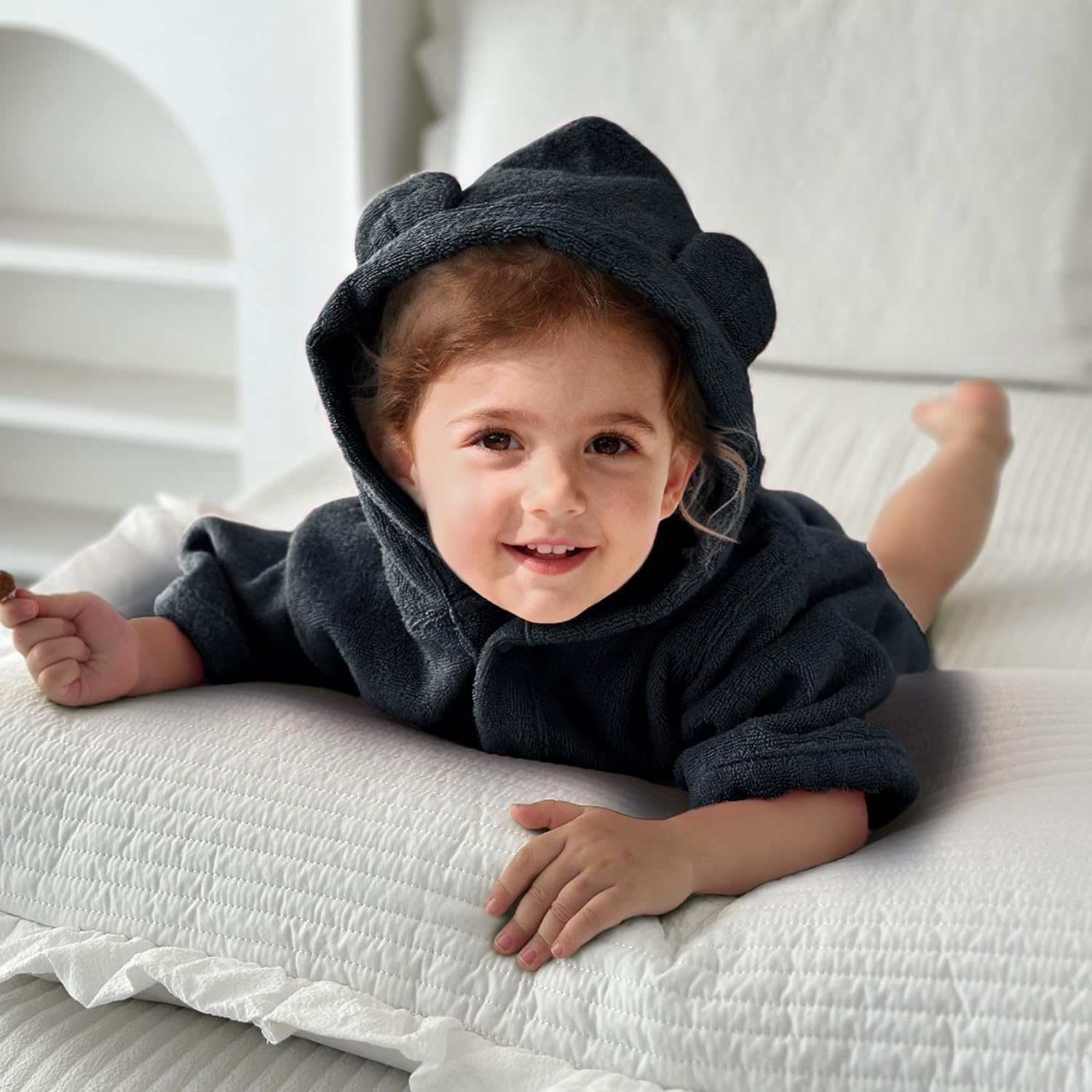 VOOVA & MOVAS Toddler Hooded Poncho Towel with Bear Ear, 0-3Years | 100% Cotton, Ultra-Soft & Absorbent | Gentle for Sensitive Skin, Bath, Pool & Beach Towel | Newborn, Navy - Image 5