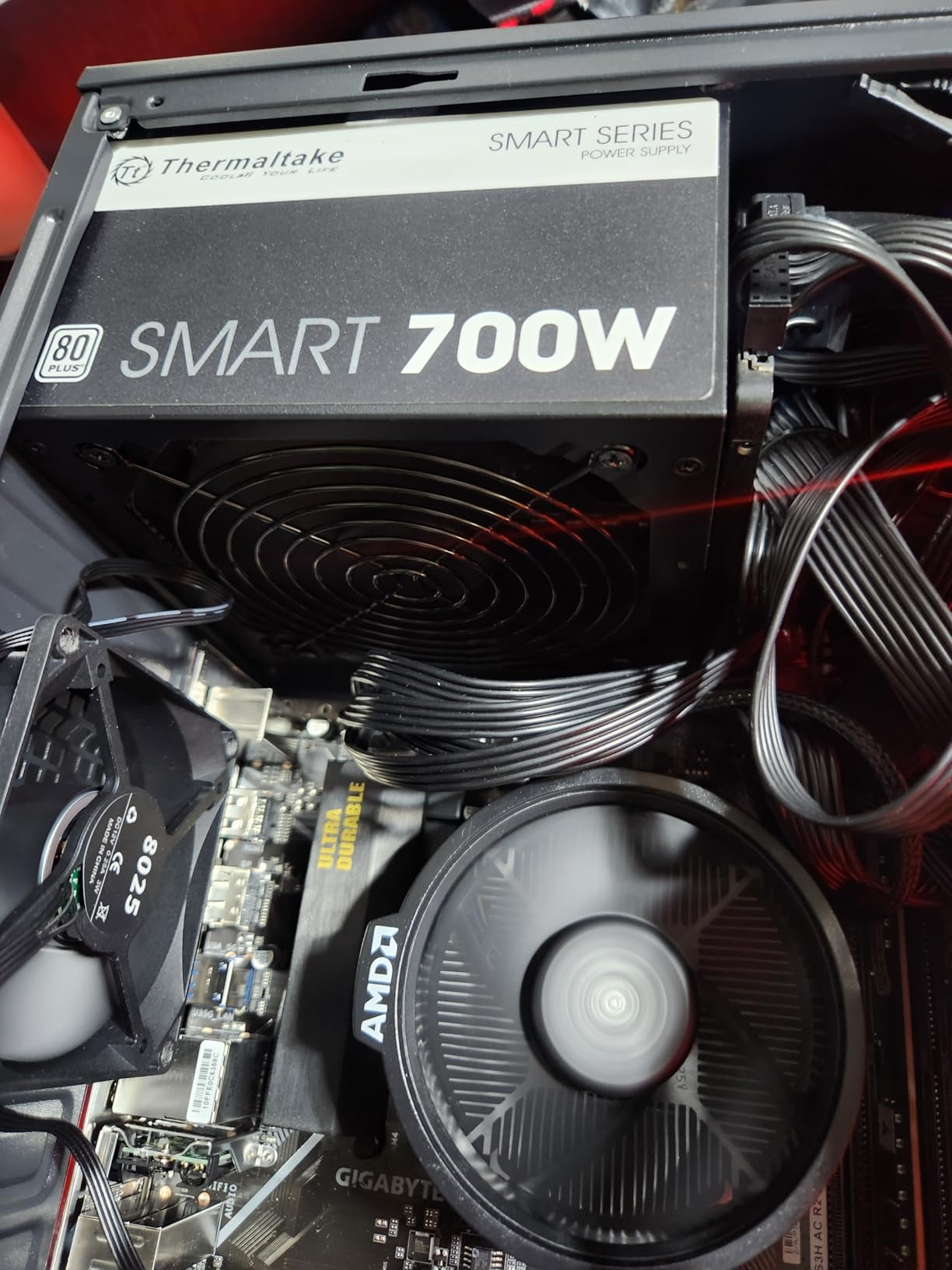 Thermaltake Smart 700W cable layout