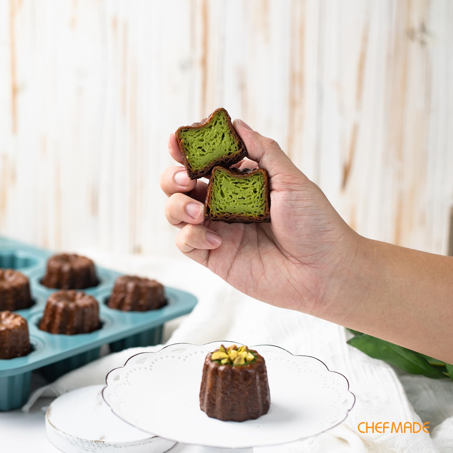 CHEFMADE Canele Moule à gâteau anti-adhésif 16 cavités Canele Muffin Ustensiles de cuisson (vert)