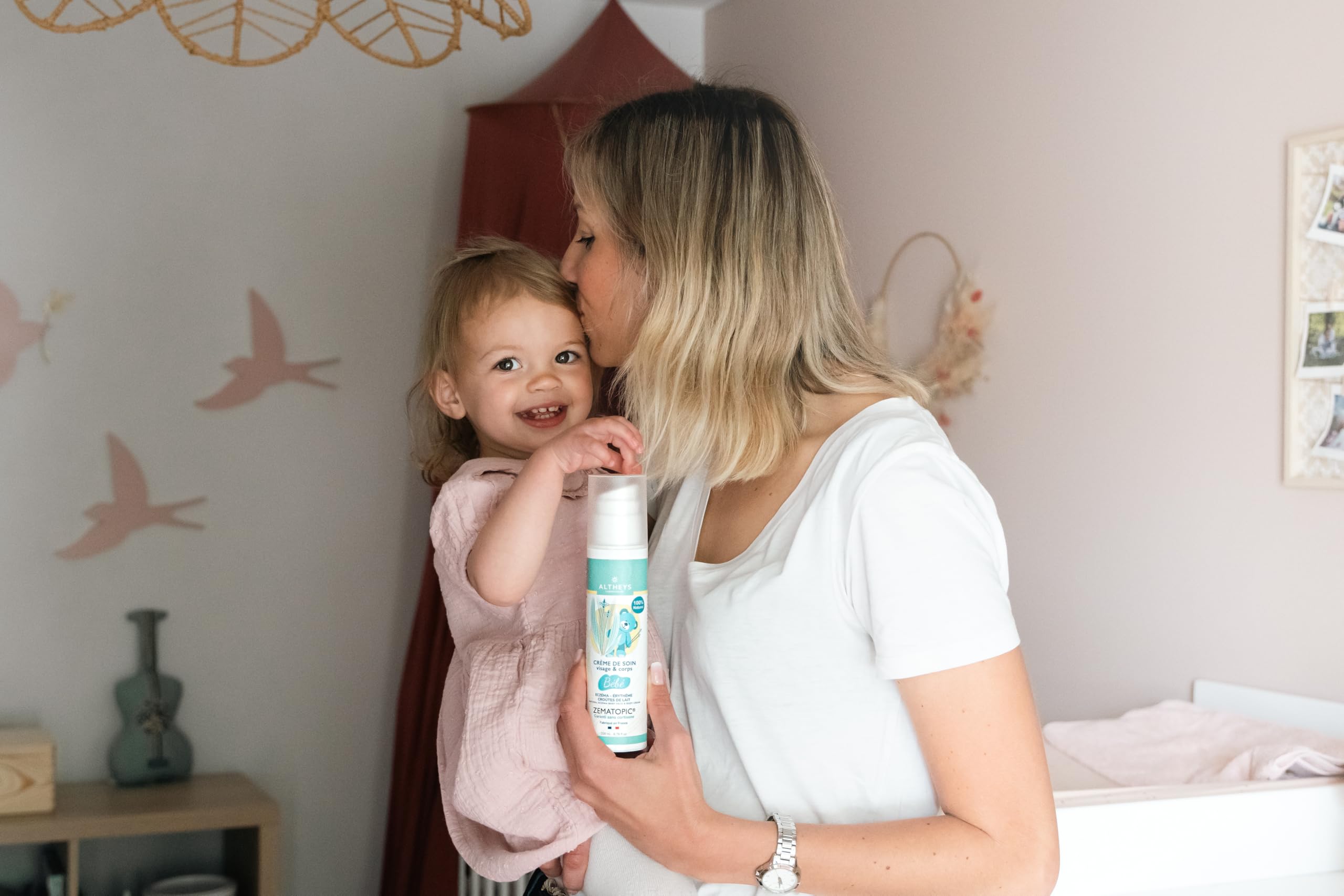 Zematopic | Crème Bébé Eczéma | Apaise, Protège et Répare les Fesses de Bébé | Élimine Croutes de Lait | Sans Parfum | Sans Cortisone | Fabriqué en France | 200ML