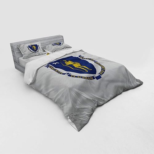 Miniatura 2 de Lunarable American Bedding Set, Massachusetts Flagg Holds a Bow and Pointing Downward Arrow, 4 Piece Duvet Cover Set with Shams and Fitted Sheet,