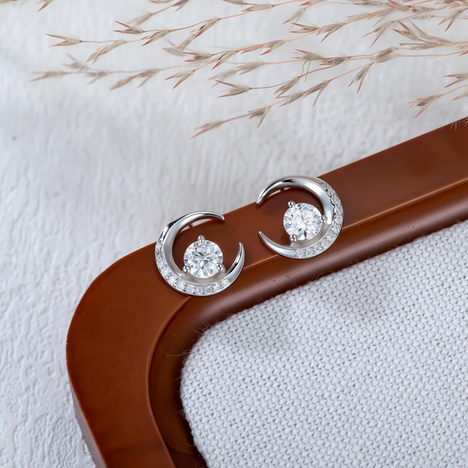 Moon Stud Earrings For Women 925 Sterling Silver Moissanite Earrings Dainty Crescent Moon Earring Stud Gift Jewelry For Her - Image 3