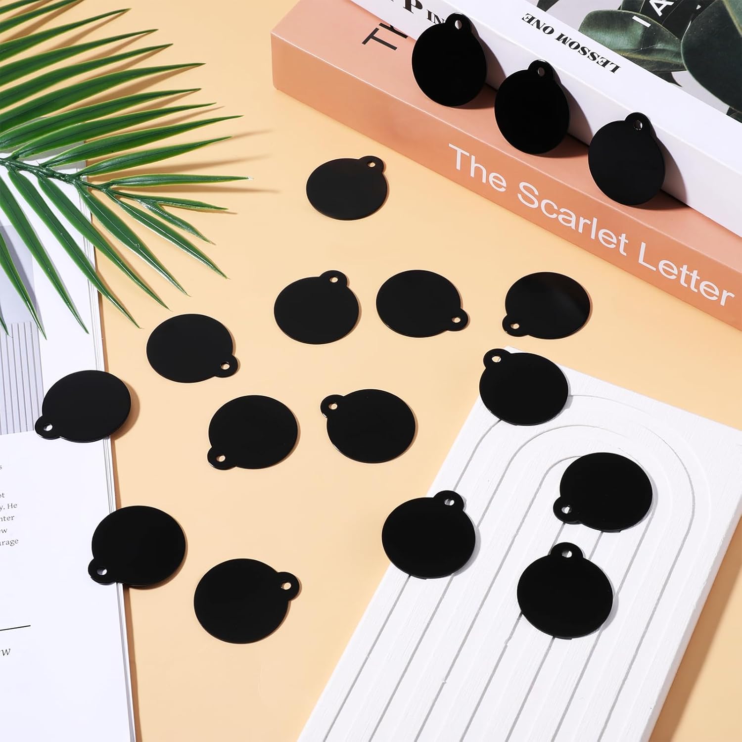 50 Pack Blank Dog Tags for Engraving Round Metal Stamping Blanks 1.18 Inch Metal Tags for Stamping, Blank Tag Aluminum Black Engraving Discs Signs Crafts Blanks Keychain - Image 4