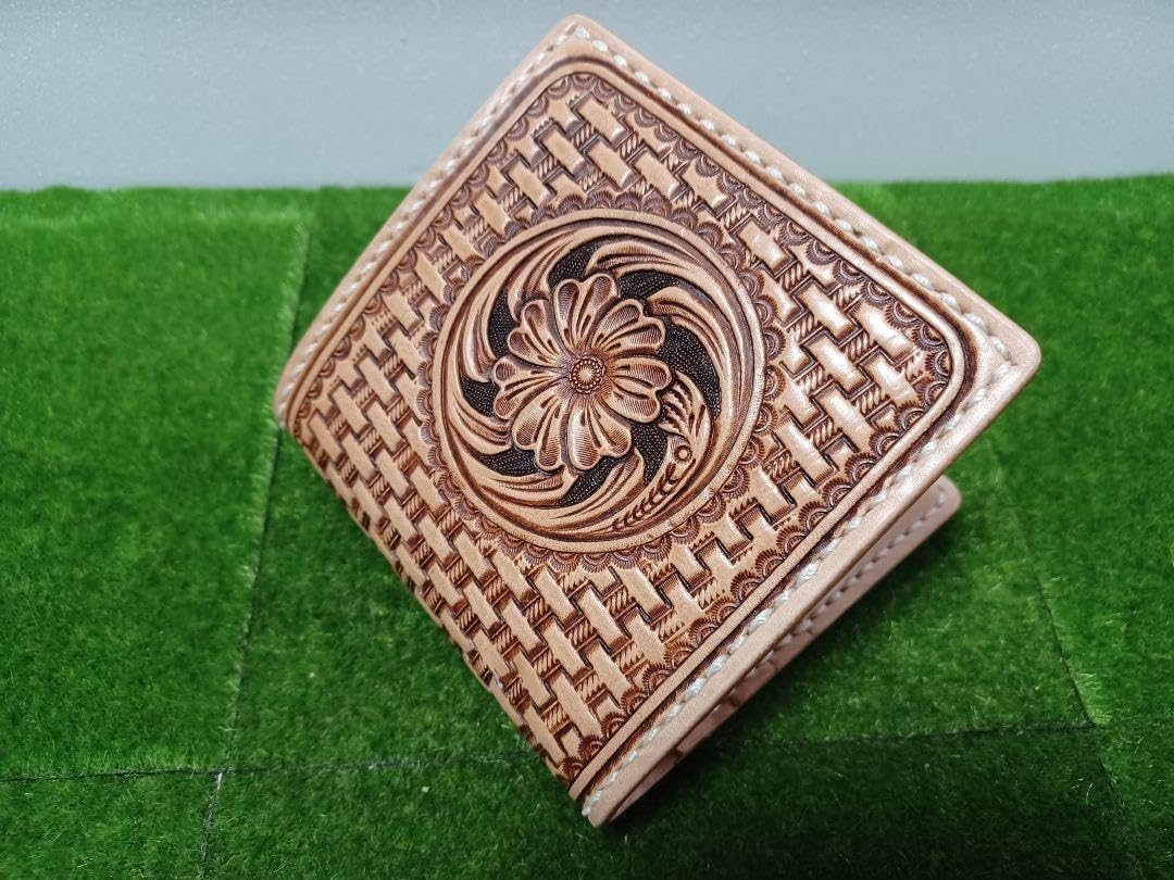 レザークラフト　カービング　二つ折り財布　ハーマンオーク・ツーリングレザー 二つ折り財布 レザークラフト カービング ハーマンオーク・ツーリング