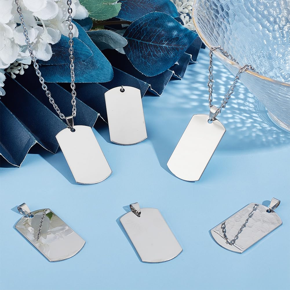 UNICRAFTALE 30 pcs Rectangle Estampage Étiquettes Vierges avec Snap sur Bail Estampage Blancs Pendentifs en Acier Inoxydable Lisse Balancent Pendentif Blancs pour Bracelet Collier Bijoux 43x24x1mm