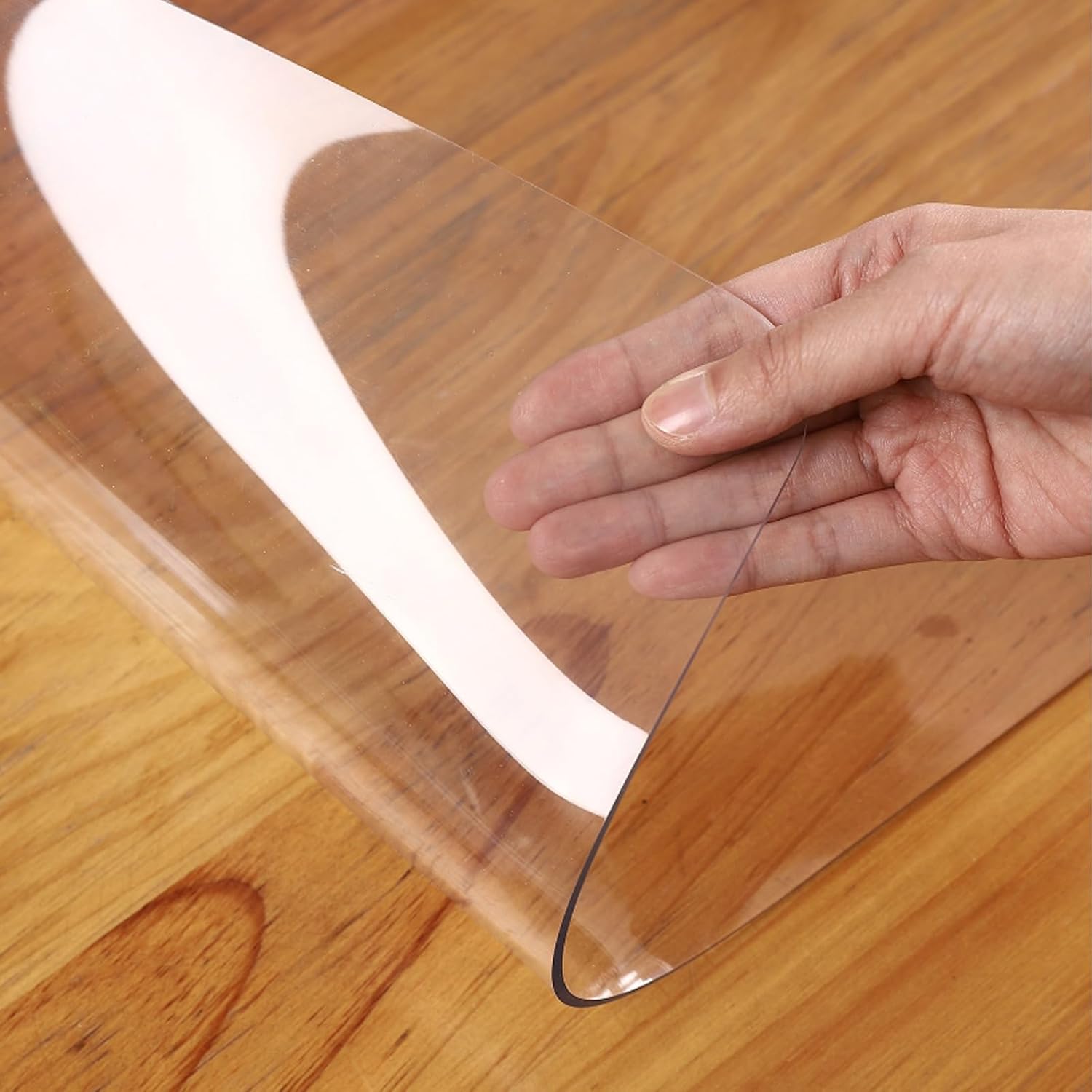 Clear Desk Mat 90 * 120cm, 1.0mm Thick Clear Transparent Plastic Desk Protector, Non-Slip Clear Desk Writing Mat, Waterproof Transparent Computer Desk Mat for Office Home