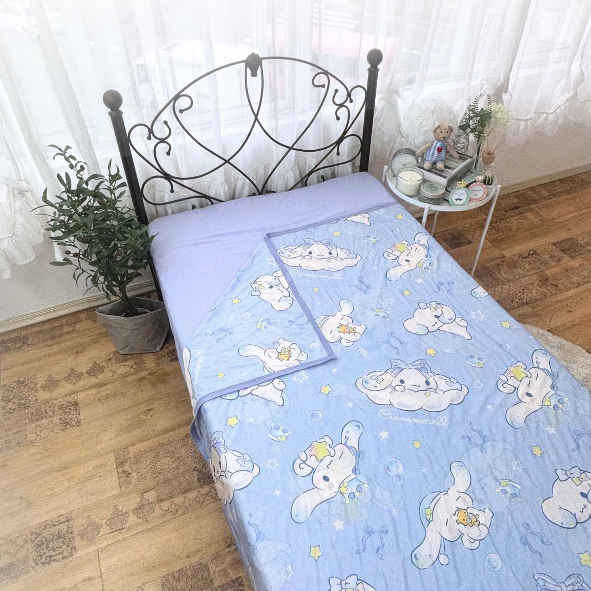 Amazon｜サンリオ(SANRIO) シナモロールひんやり冷感ケット ひんやり