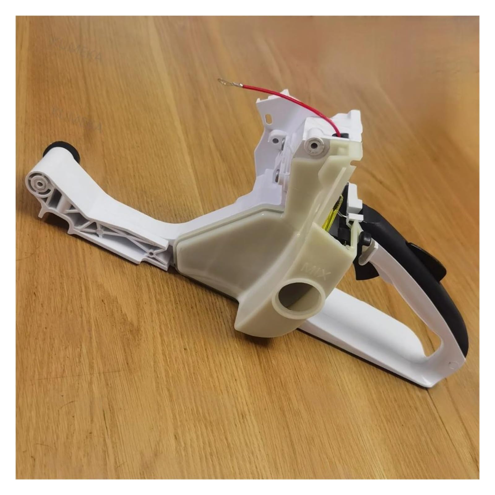 Manija trasera de motosierra 028 antivibración con carcasa protectora alta resistencia
