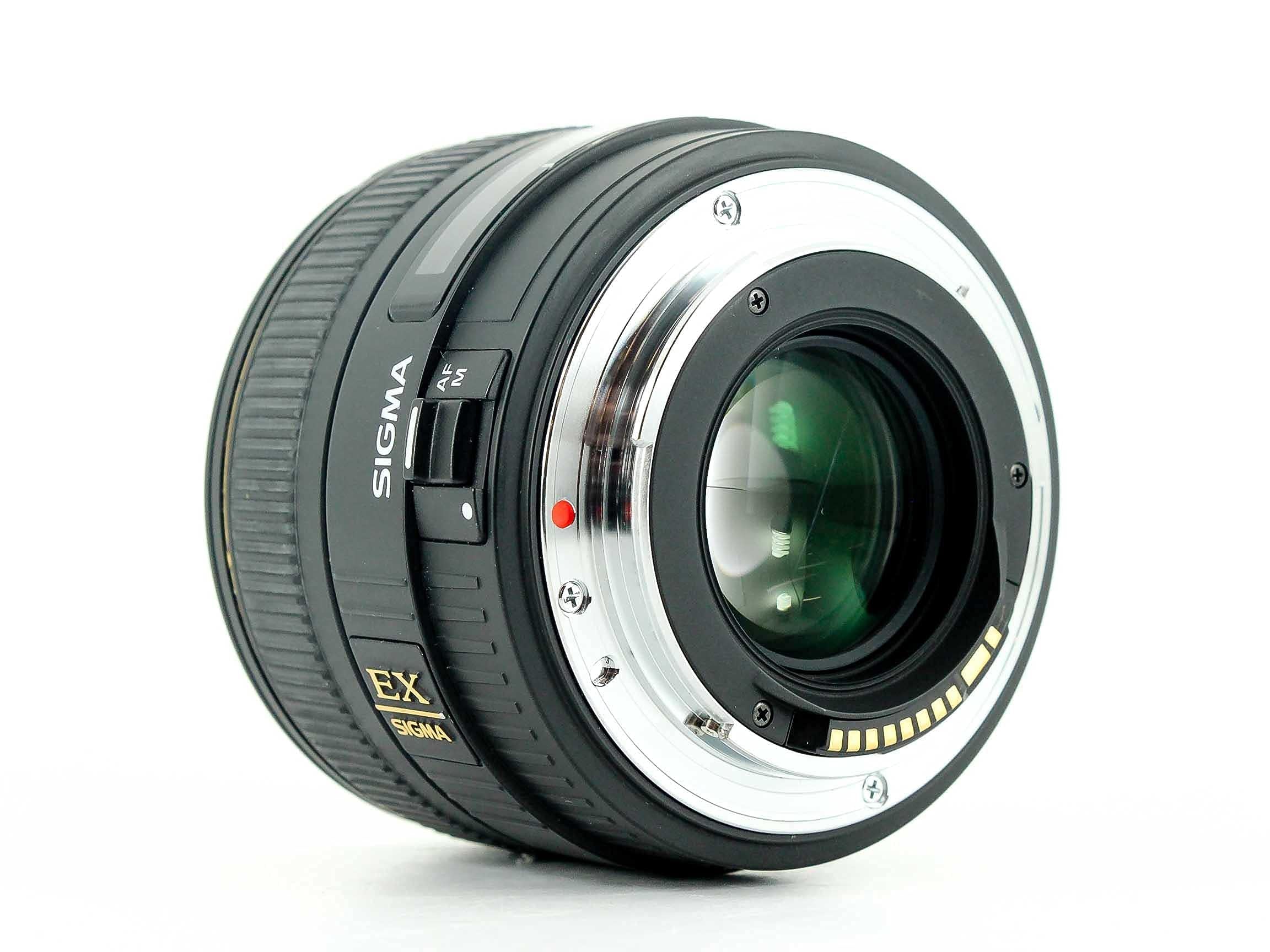 Amazon.com : Sigma 30mm f/1.4 EX DC HSM Lens for Canon Digital SLR