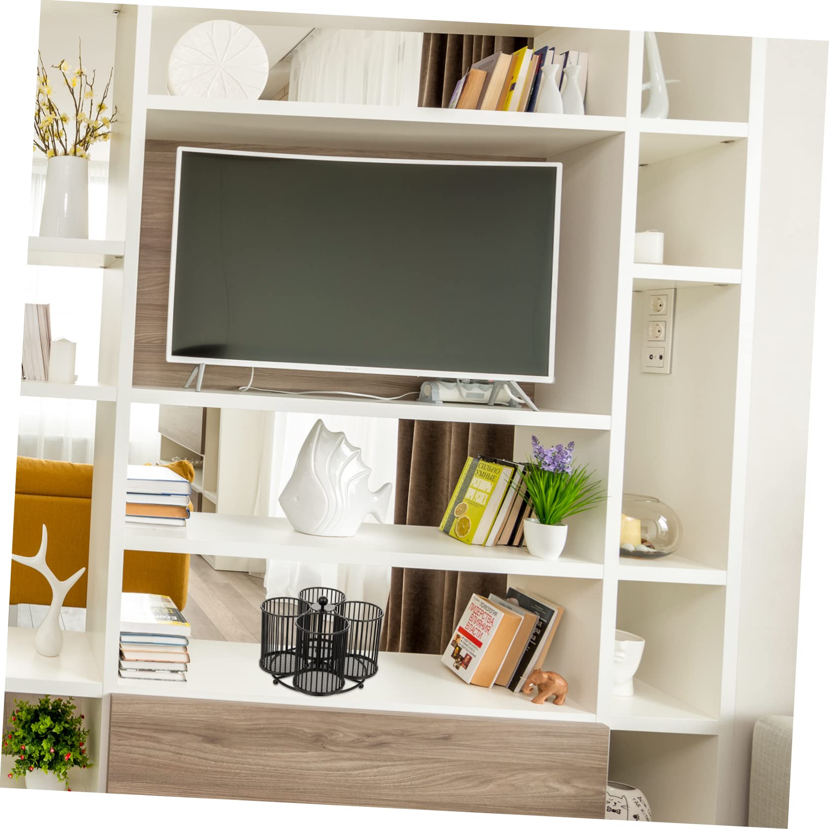 DOITOOL Porta Penne da Scrivania Girevole a 4 Scomparti in Ferro Nero | Multiuso per Ufficio e Cosmetici, Superficie Liscia, Design Unico, Cup Compatto per Matite e Pennelli