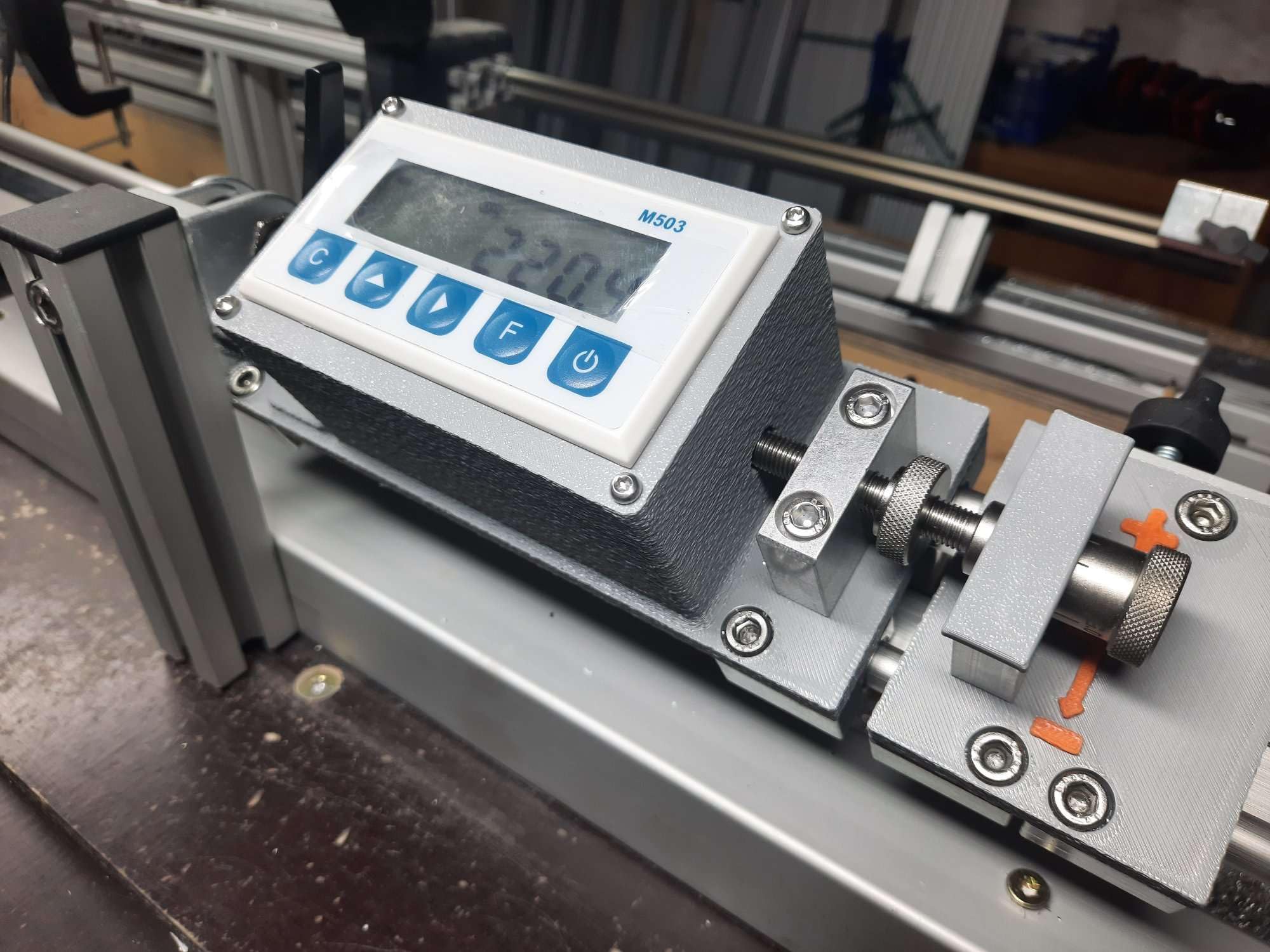 Positionierungssystem Längenmesssystem für jede Kappsäge und Bohrmaschine Kompletsystem (POS1-2M)
