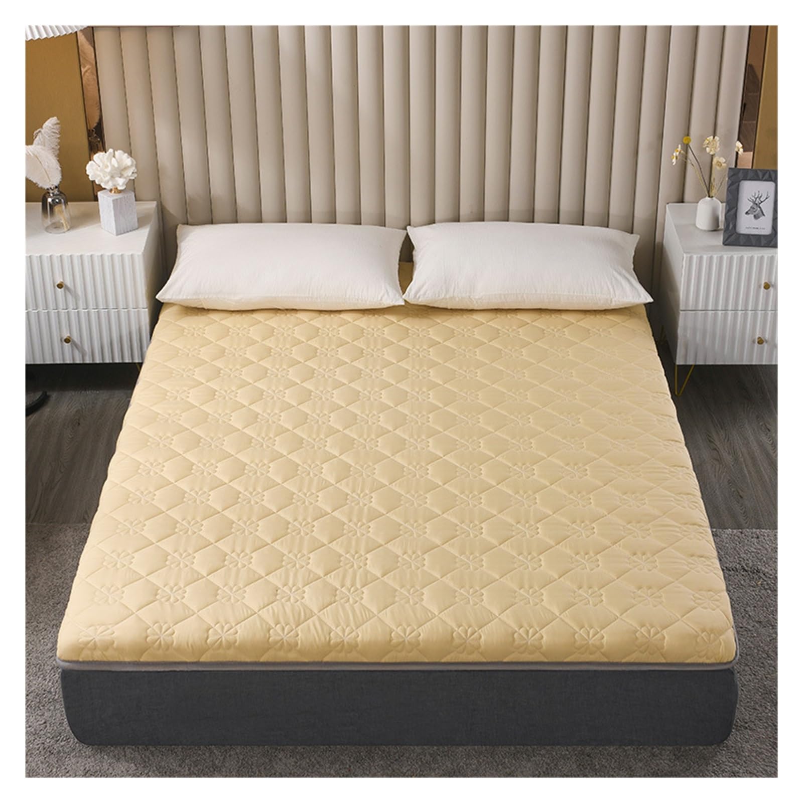 Meiiron Japanese Sleeping Pad, Thicken Futon Mattress, Roll Up Bed Mat, Foldable Tatami Mat for Sofa Lounger Camping Dormitory Yoga Nap Meditation(Light Gold,120x200cm)