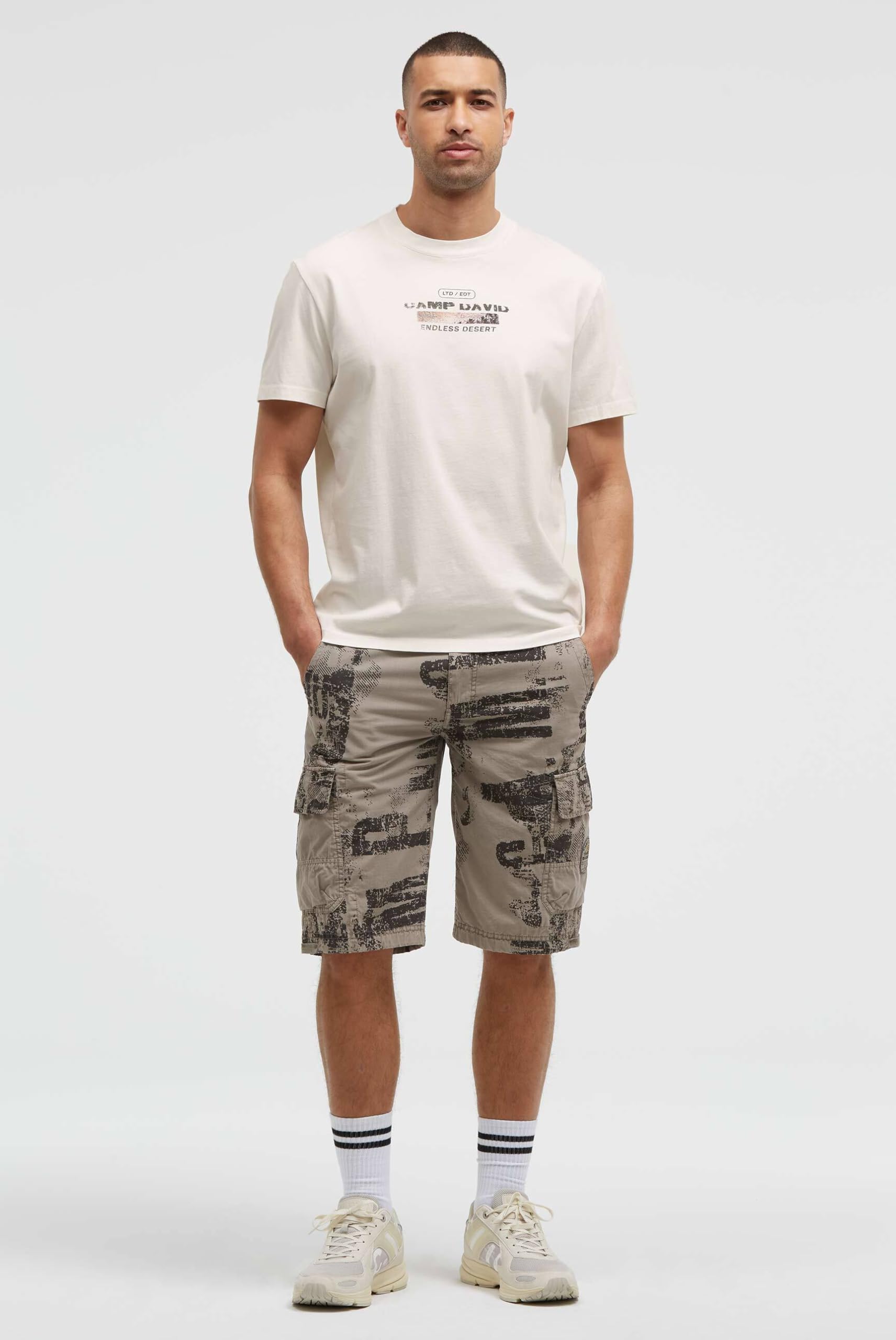 Camp David Herren Cargo Shorts mit All Over Print