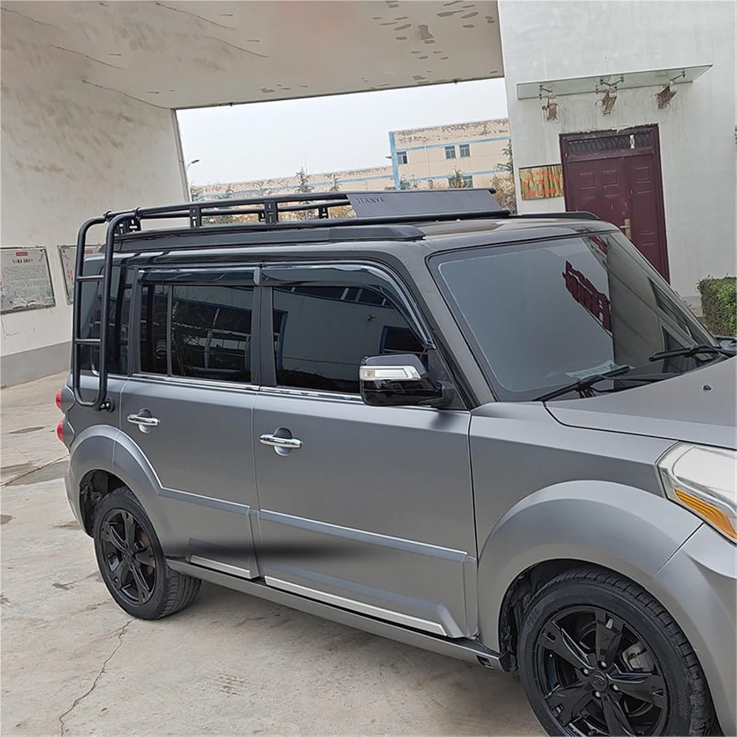 オフロードSUVルーフラックラダー、パンチフリールーフバスケットシェルフラダー、ユニバーサル、ユニバーサル修正サイドウィンドウラダー