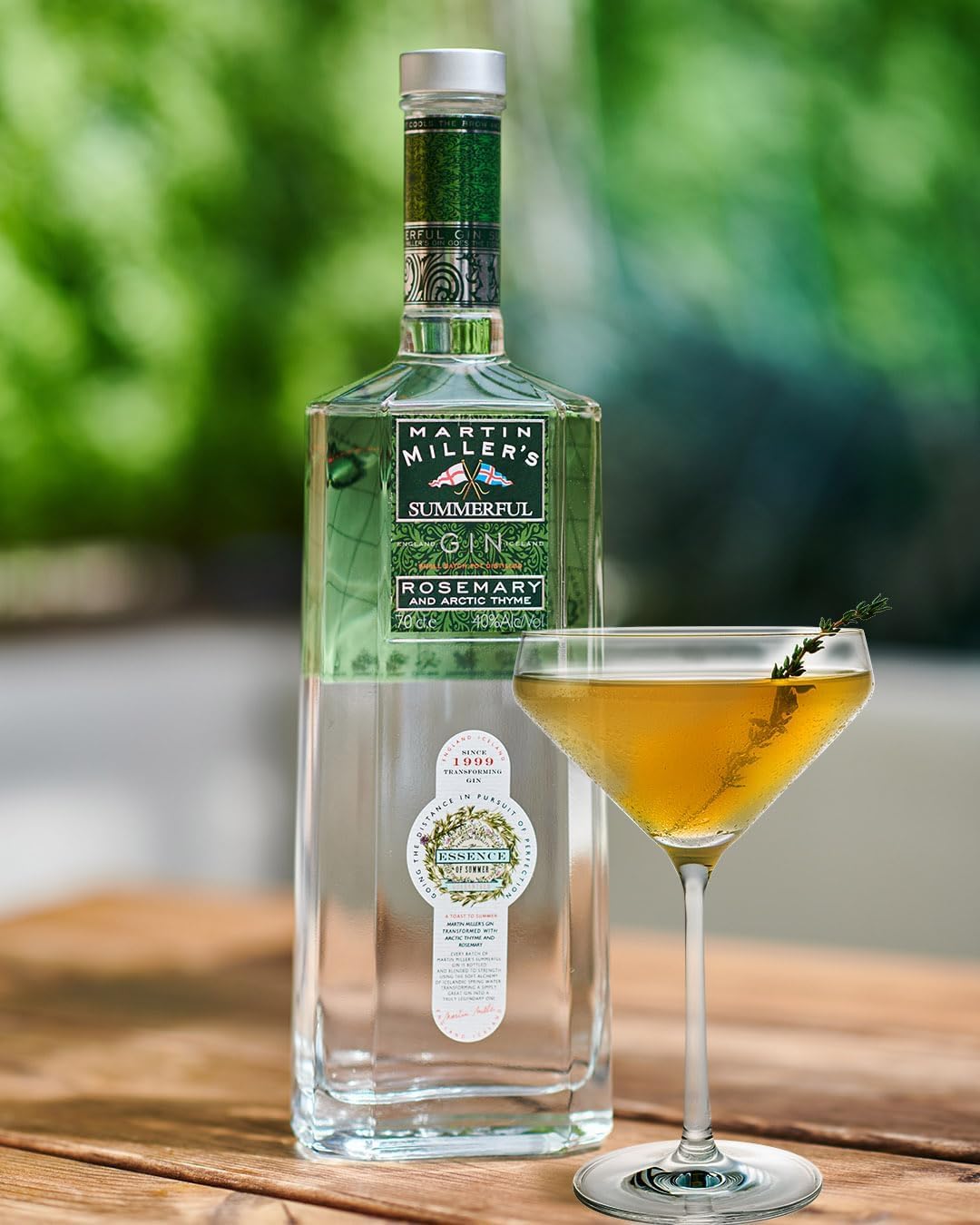 Martin Miller's Summerful Gin - Estuche de Regalo | Ginebra 700 ml + Miniatura | Edición Especial con Botánicos de Primavera y Verano, Refrescante y Aromática, Para Gin Tonic y Cócteles