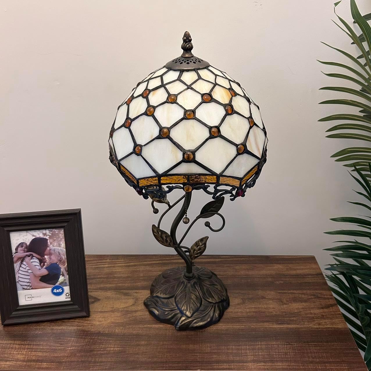 Tiffany Table Lamp Beige Stained Glass Crystal Beans LED Bulb Included for Living Room Bedroom Bedside 10" W*10" D*20" H