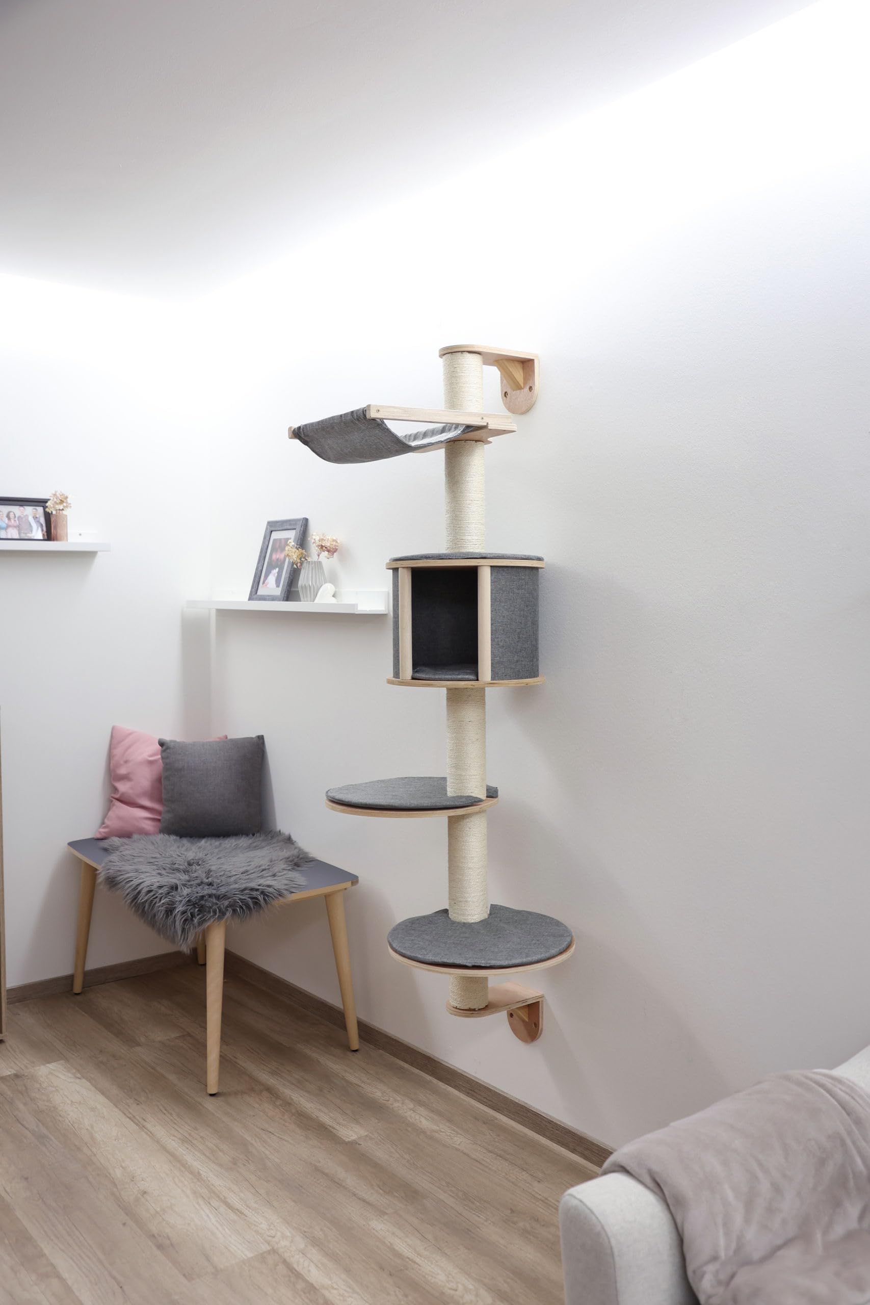 Kerbl Pet Rascador de Pared Dolomit Tofana, Gris, 168cm, Madera, sisal, para Gatos, cojín extraíble y Acolchado