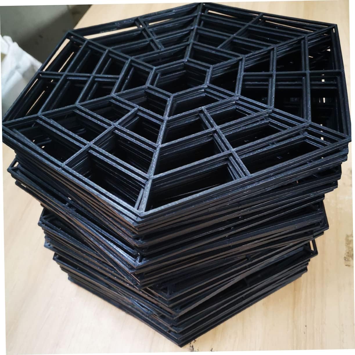 20pcs Protector Netting Durable Fish Protective Mesh for Outdoor Ponds Effectively Prevents Birds from Catching Fish Lightweight Easy to Install Black