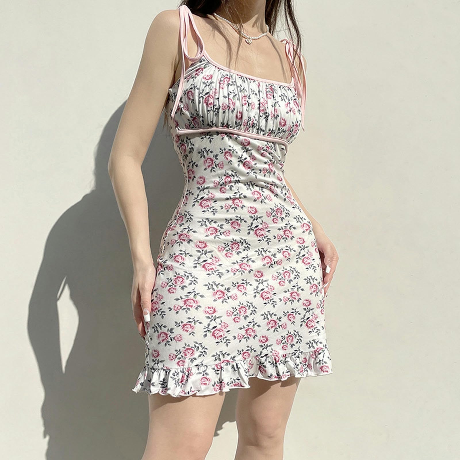 Falda de niña con Tirantes, Estilo Pastoral, con Encaje Floral, Pliegues en el Pecho y Volantes en la Cadera, Color M