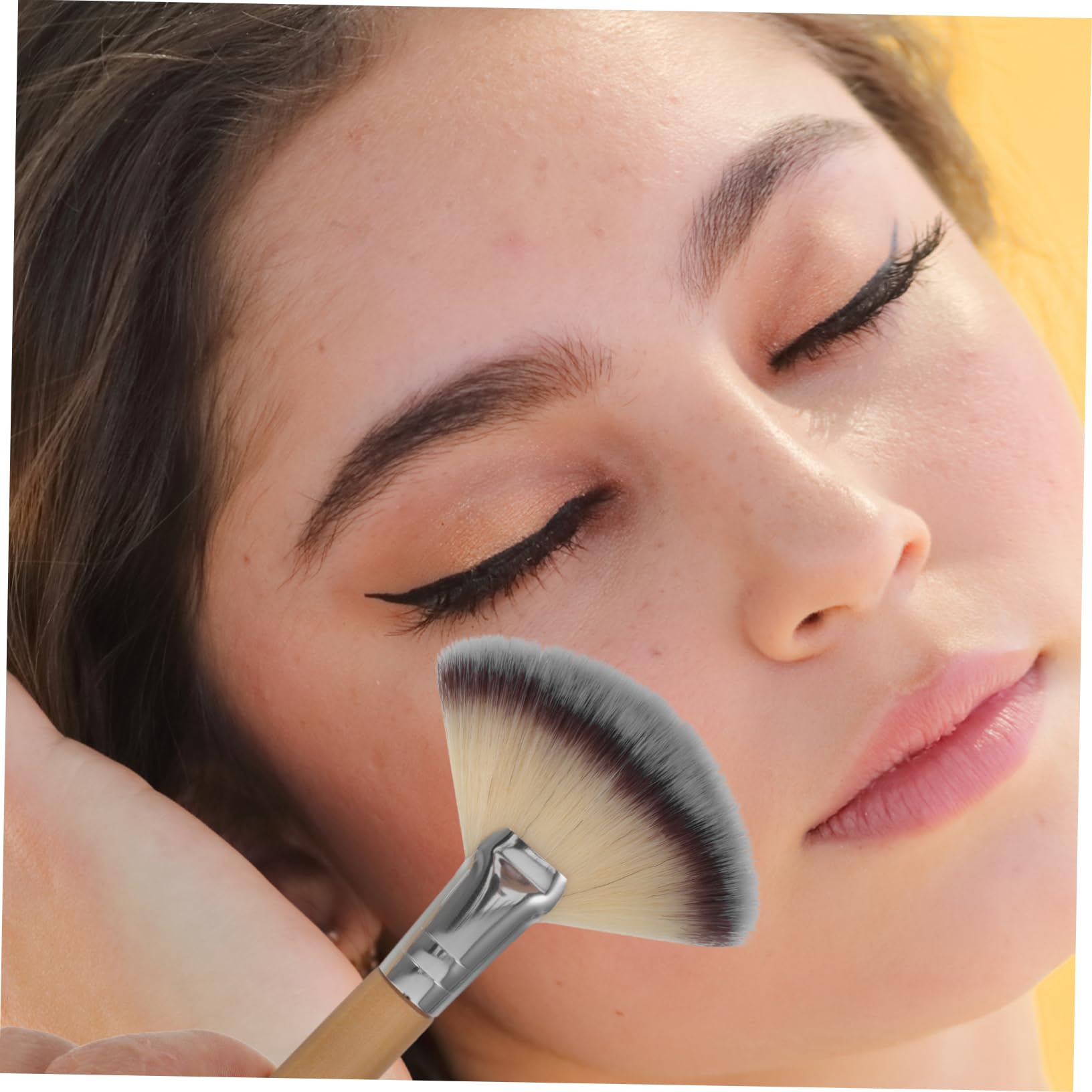 Didiseaon 12pezzi Spazzole Per Trucco Viso Spazzole Ventaglio Per Fondotinta Blush e Polvere Morbide e Professionali Per Contouring e Illuminazione Strumenti Di Bellezza Per Applicazione