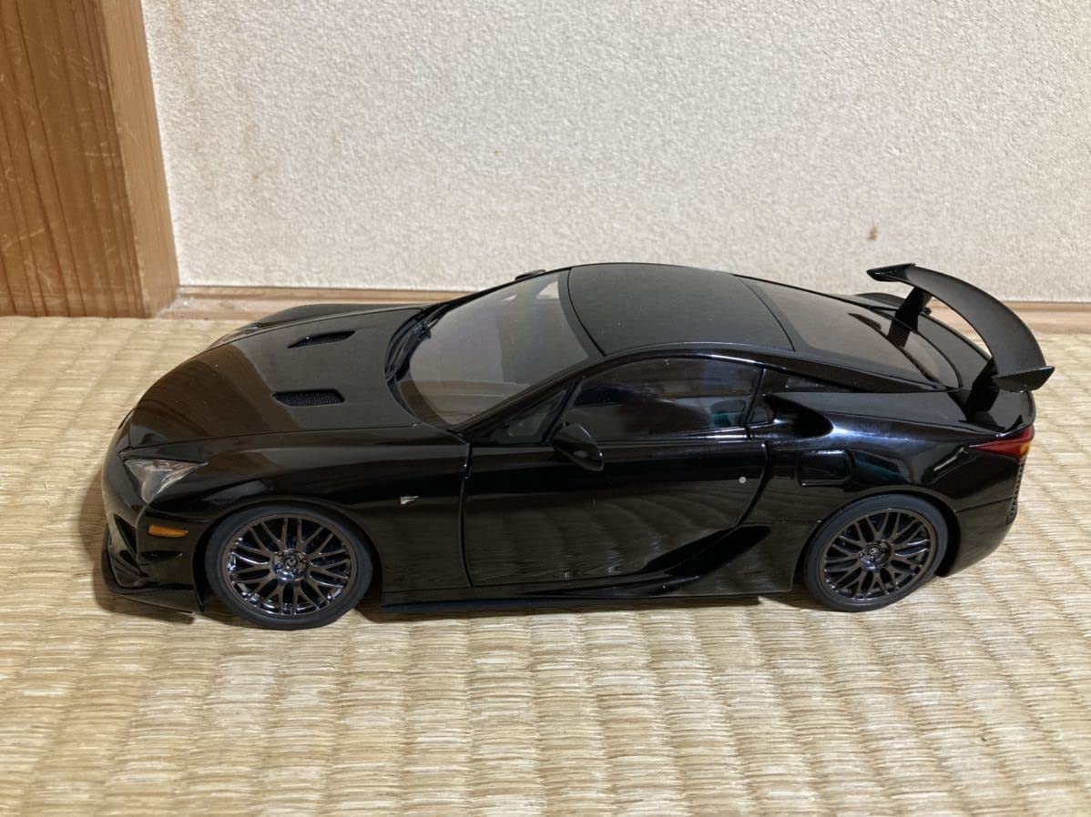 Amazon.co.jp: オートアート 1/18 レクサス LFA ニュルブルクリンク