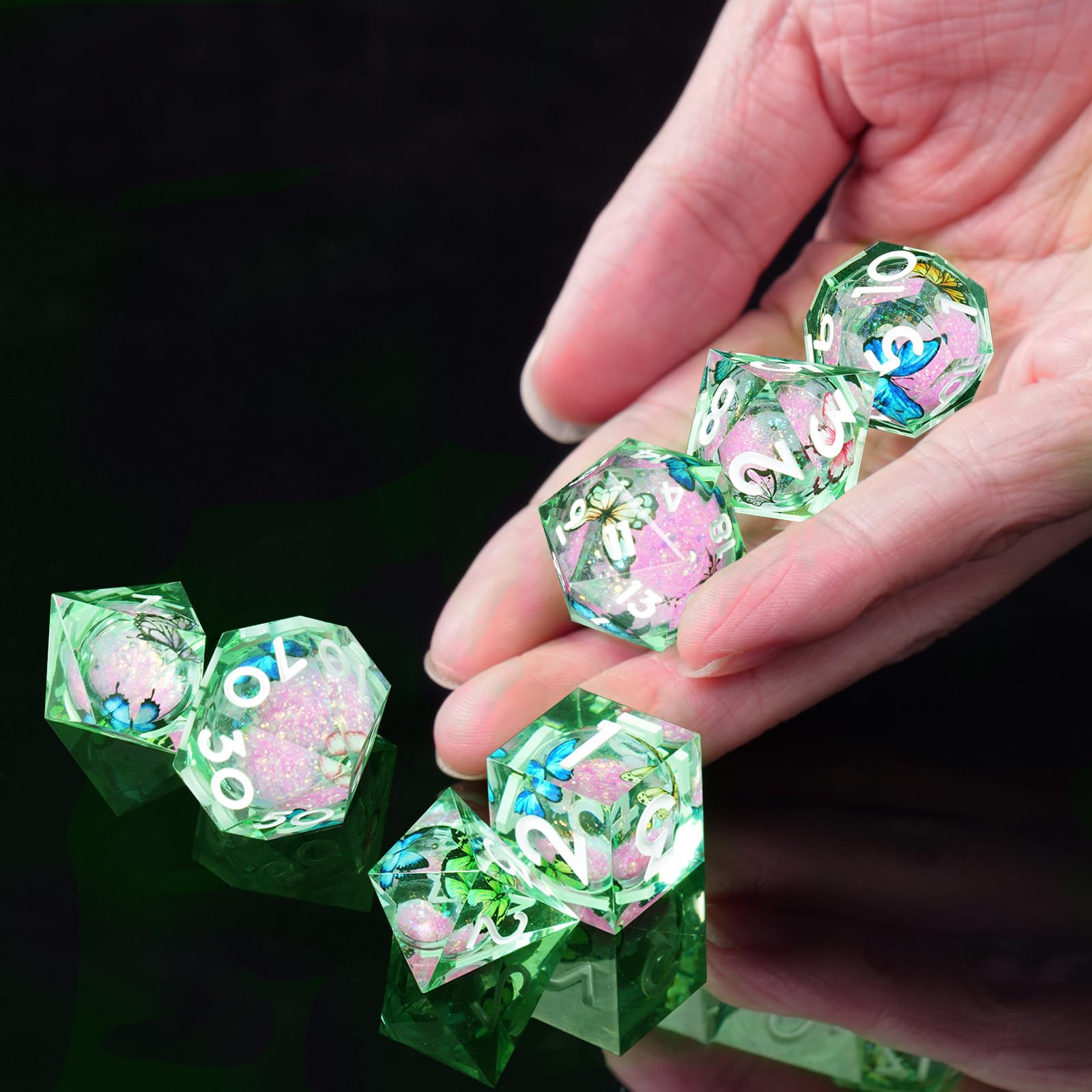ORUZA 7 PCS Liquid Core DND Dice Resin Sharp Edge Dice Polyhedral D&D Dice Set for Dungeons and Dragons RPG MTG Table Games - Image 4