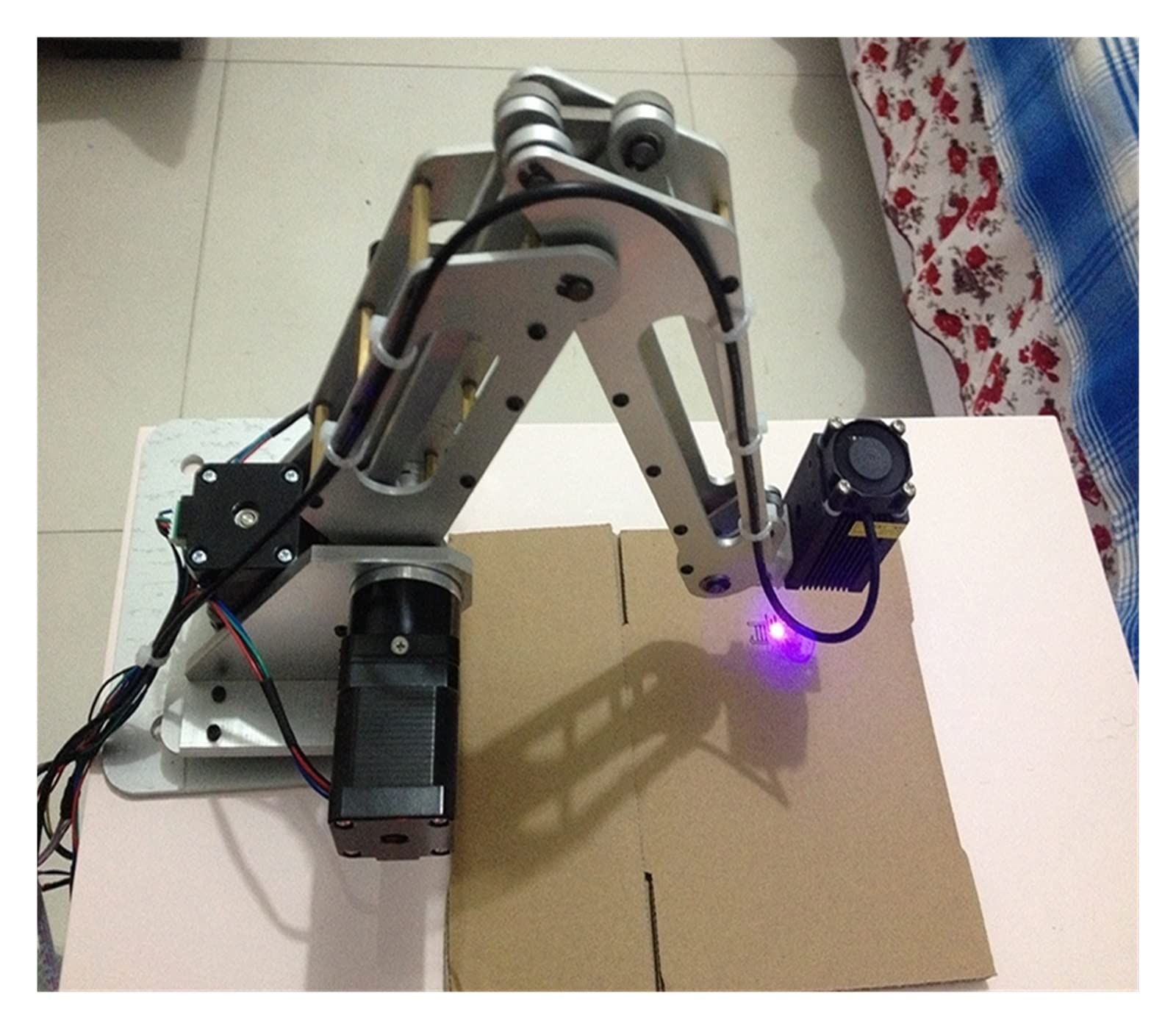 FLOXER Robot toy 3 Axis Industrial Robot Arm Manipulator With Stepper Motor Line Automatic Claw Metal Robot Welding Machine Gripper programmable robot (Color : Arm with motors)