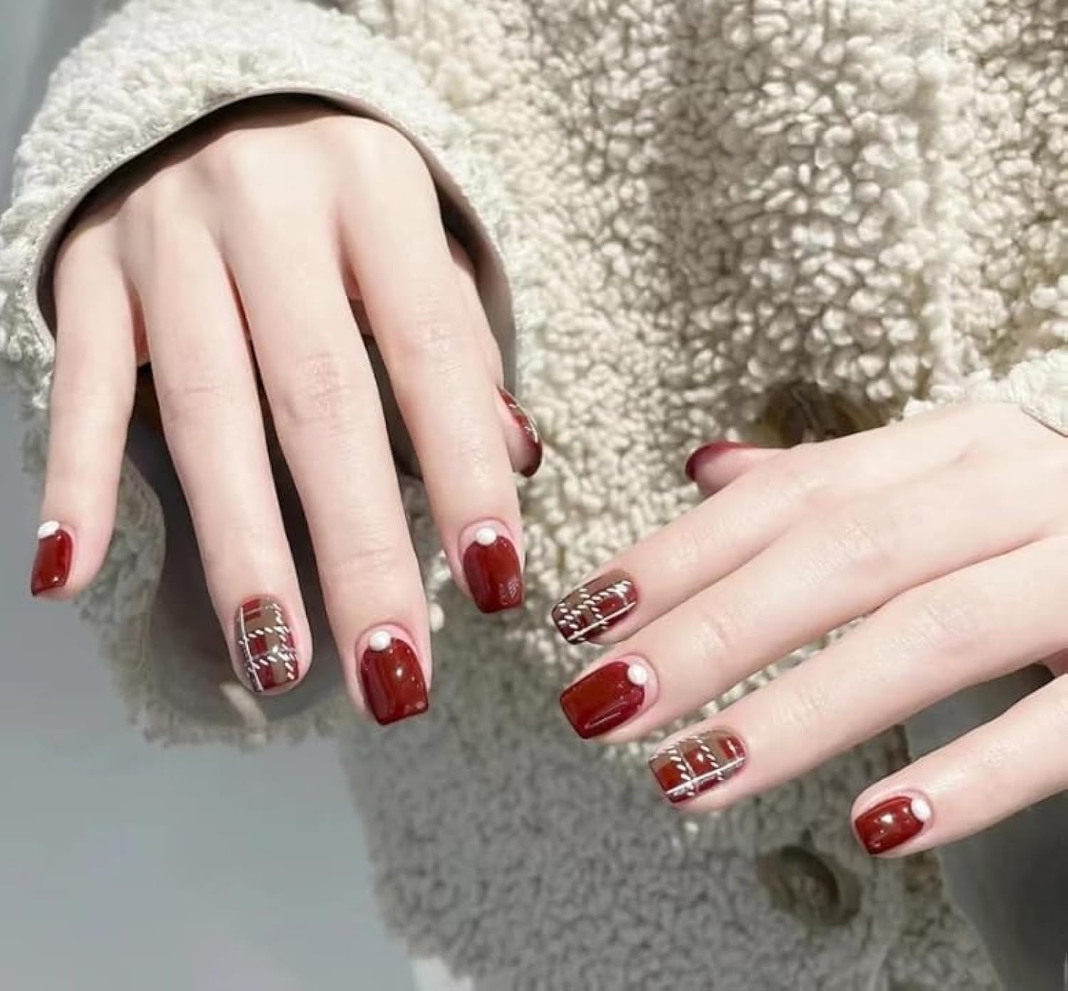 Algasan Christmas False Nails,24 Pcs Red grid pearl short style perss on nails,Festival Fake Nails Medium with Nail Glue,Stick on Nails for Women,Wine red checkerboard pattern