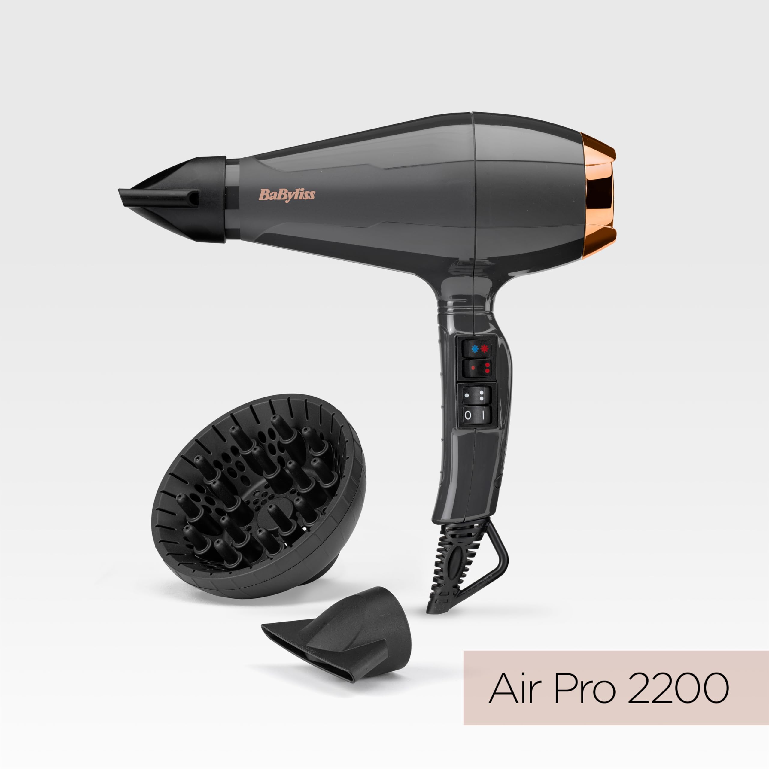 BaByliss Secador de pelo Italian Air Pro con Difusor - Motor AC Profesional, Alta potencia 2200 W, Tecnología iónica antiencrespamiento, 2 temperaturas y 2 velocidades, Made In Italy, Negro, 6719DE