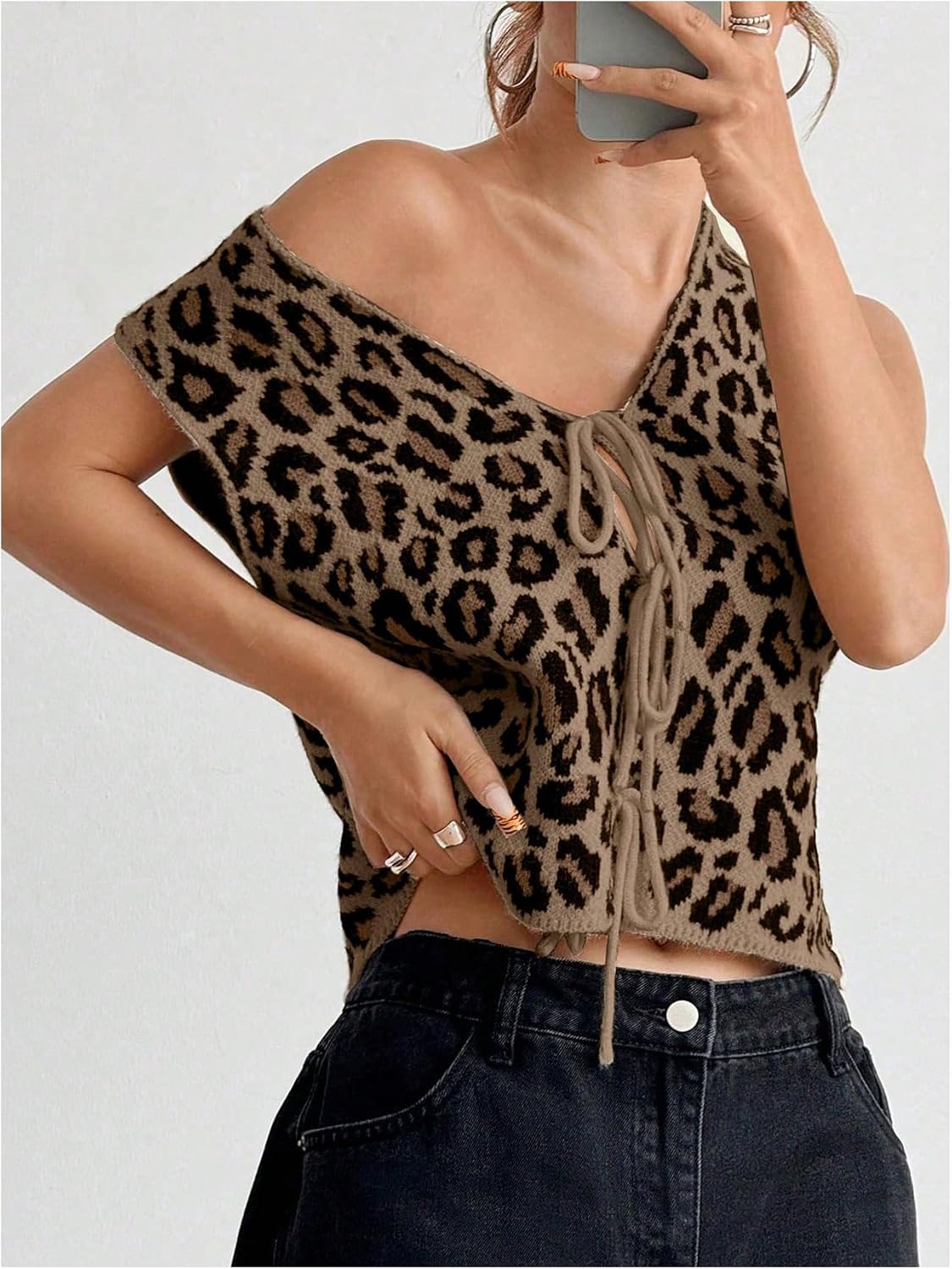 GORGLITTER Women's Leopard Print Sleeveless Sweater Vest Tie Front V Neck Y2k Cheetah Knit Tank Tops Spring Outfits
