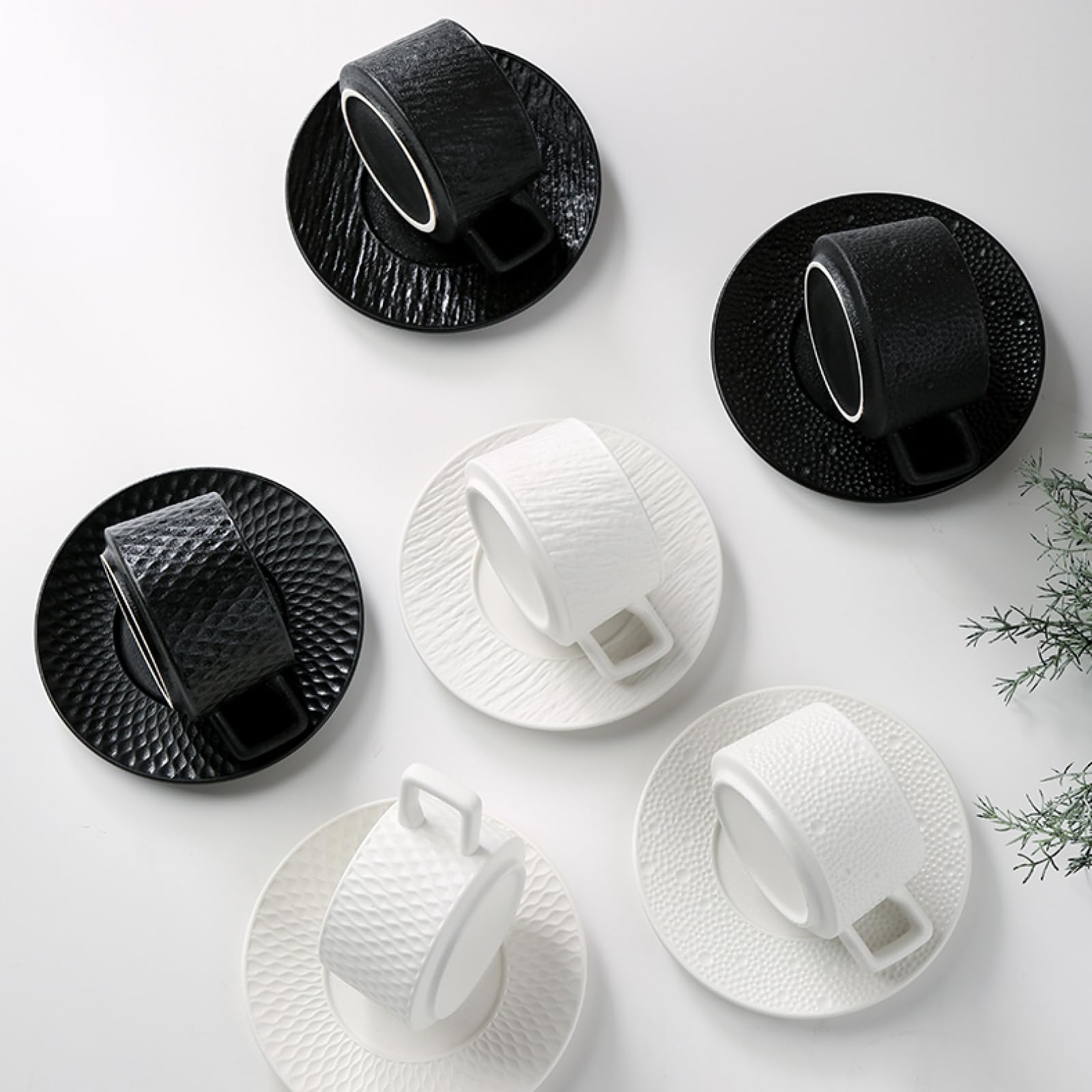 Juego de Taza y platillo de cerámica Minimalista de Lujo de 280 ml – Tazas Premium Europeas para Latte/Cappuccino | Apto para Uso doméstico y de Oficina (Taza a Rayas B)
