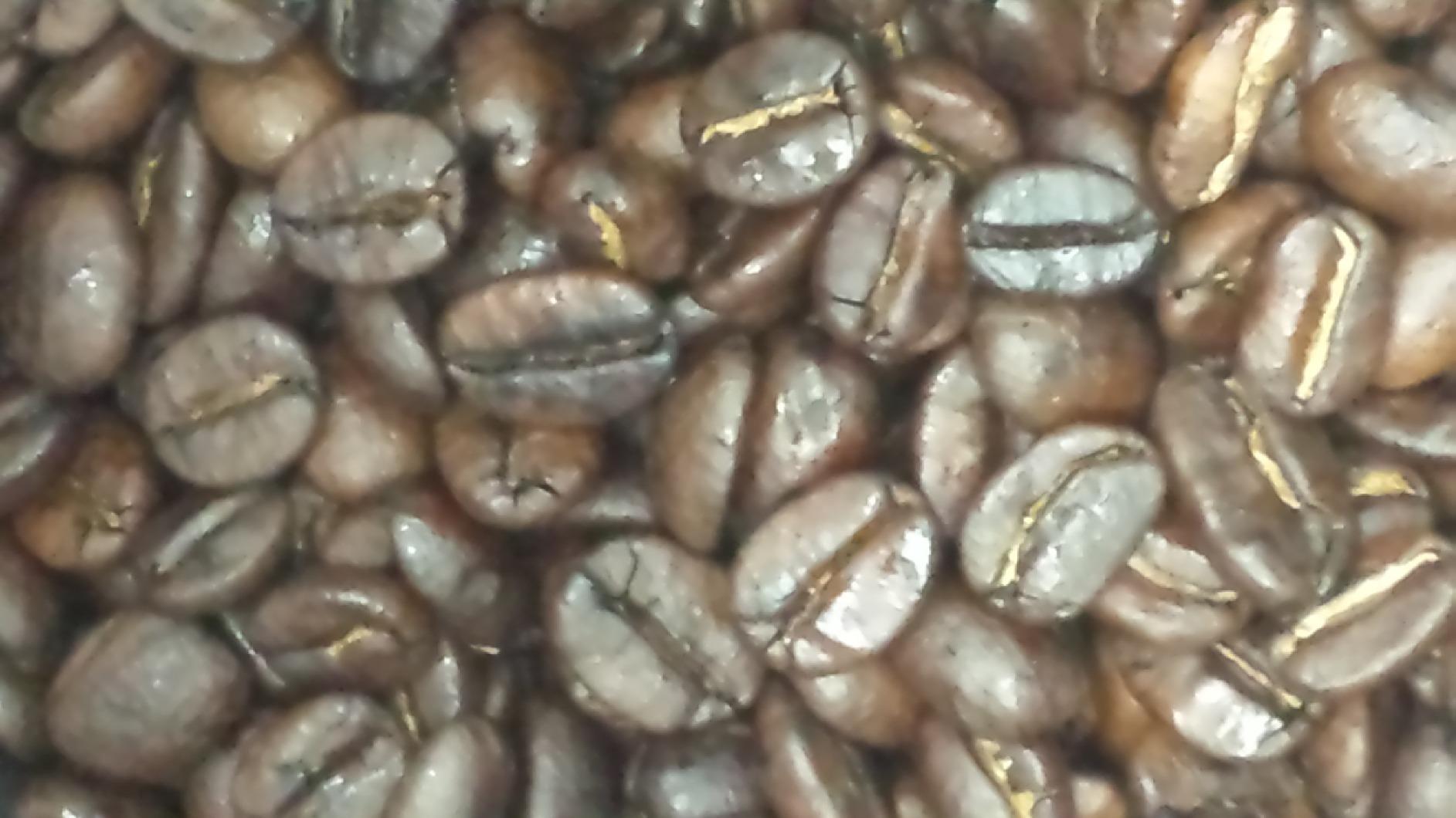 Funny coffee house humor. Ok movie.