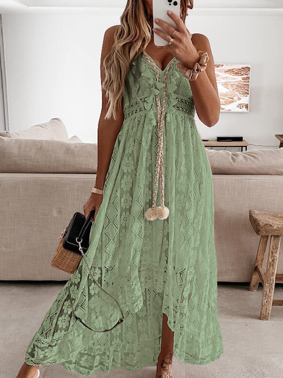 CUPSHE Abito estivo da donna Boho maxi con lacci e nappe con scollo a V svasato con volant Abiti da spiaggia bianchi