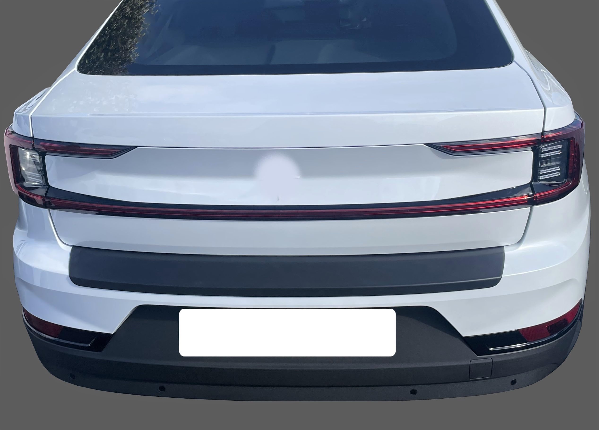 Aroba AR1390 osłona progu bagażnika kompatybilna z Polestar 2 od roku produkcji 6.2020> ochrona zderzaka dokładnie z zagięciem ABS, czarna