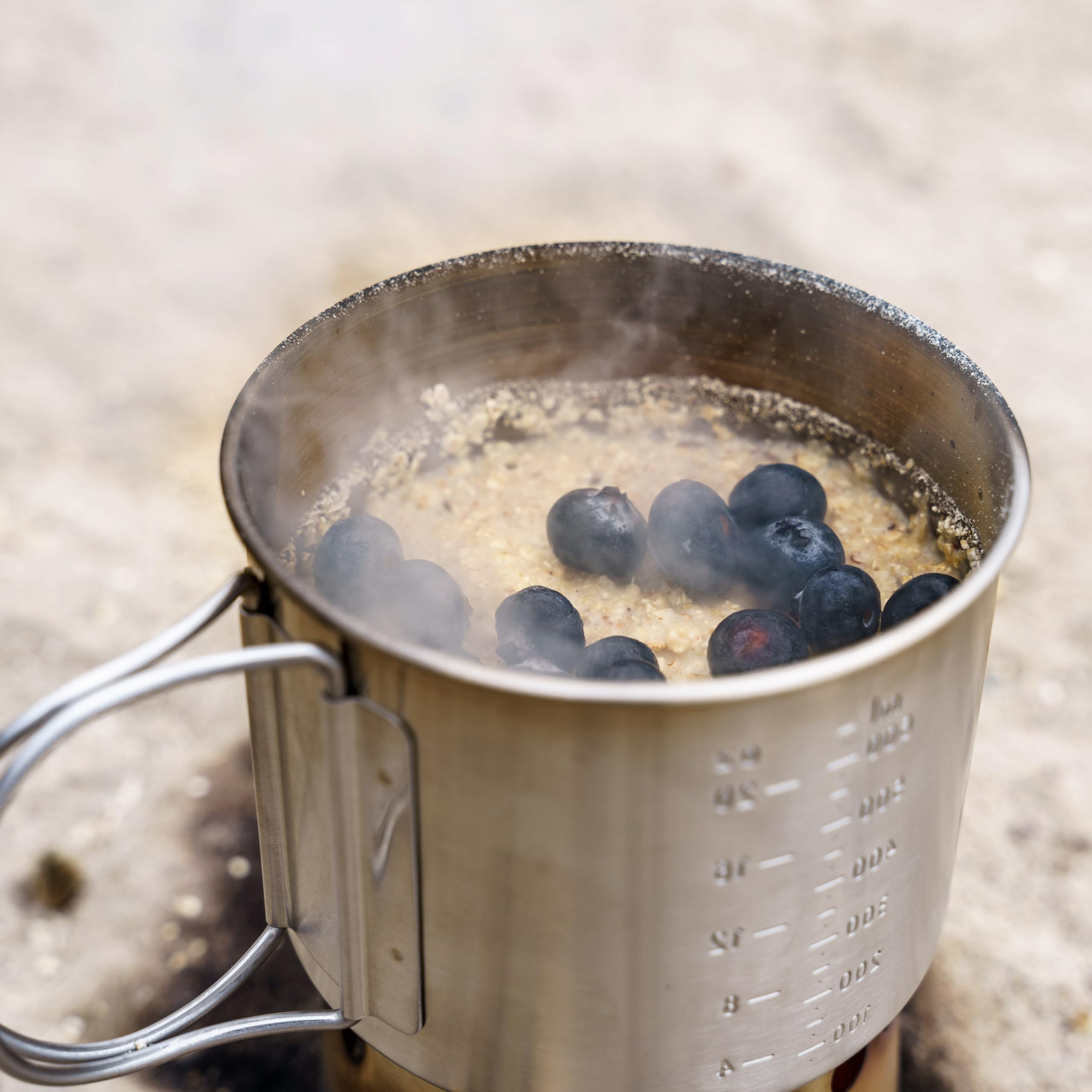 Petromax Kochbecher 2 in 1 Kochstelle und Becher mit klappbaren Griffen
