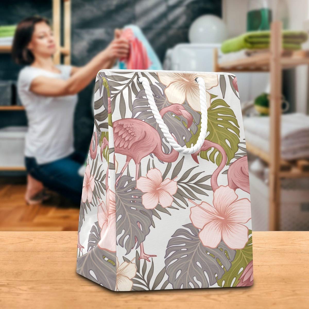Großer Wäschesack mit tropischen Blumen, Flamingo, freistehend, faltbar, mit Tragegriffen