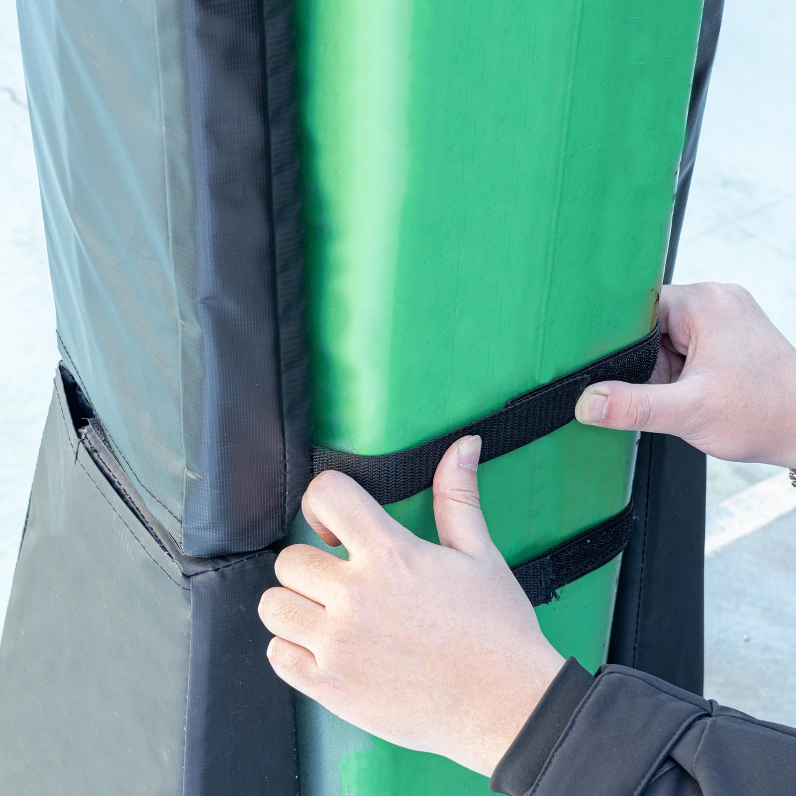 VEVOR Almohadilla para Poste de Baloncesto, Resistente y Envolvente, Cuadrada, Almohadilla Protectora Impermeable para Todo Tipo de Clima para Sótano, Garaje, Patio de Juegos, 1630 x 790 x 120 mm
